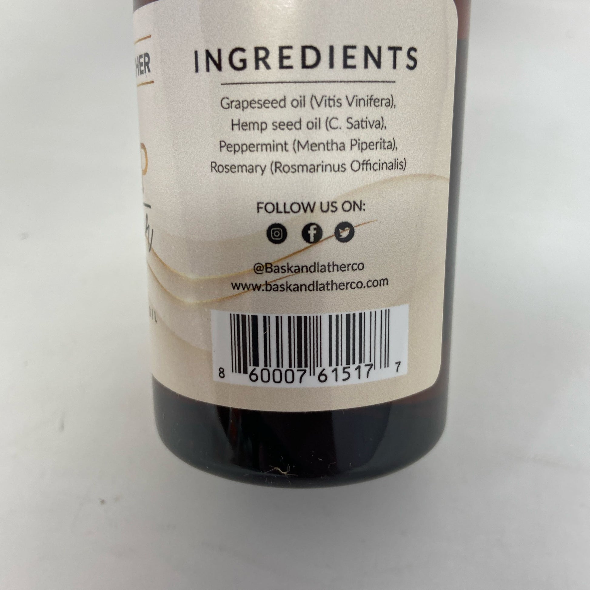 Serial #/Tag-UNT188733T7L