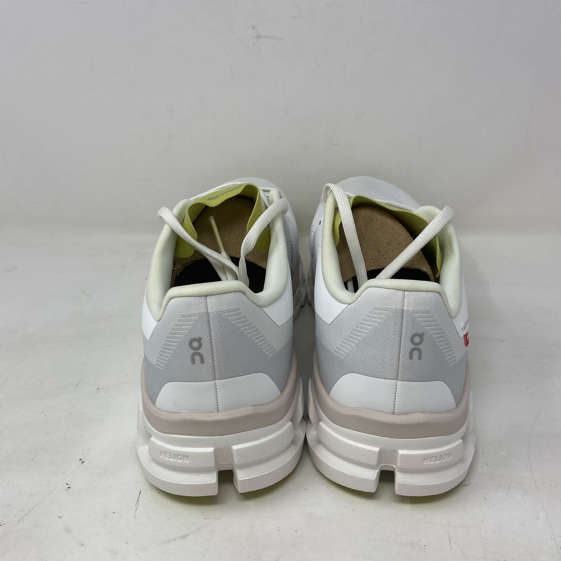 Right-UNT230735GT4
