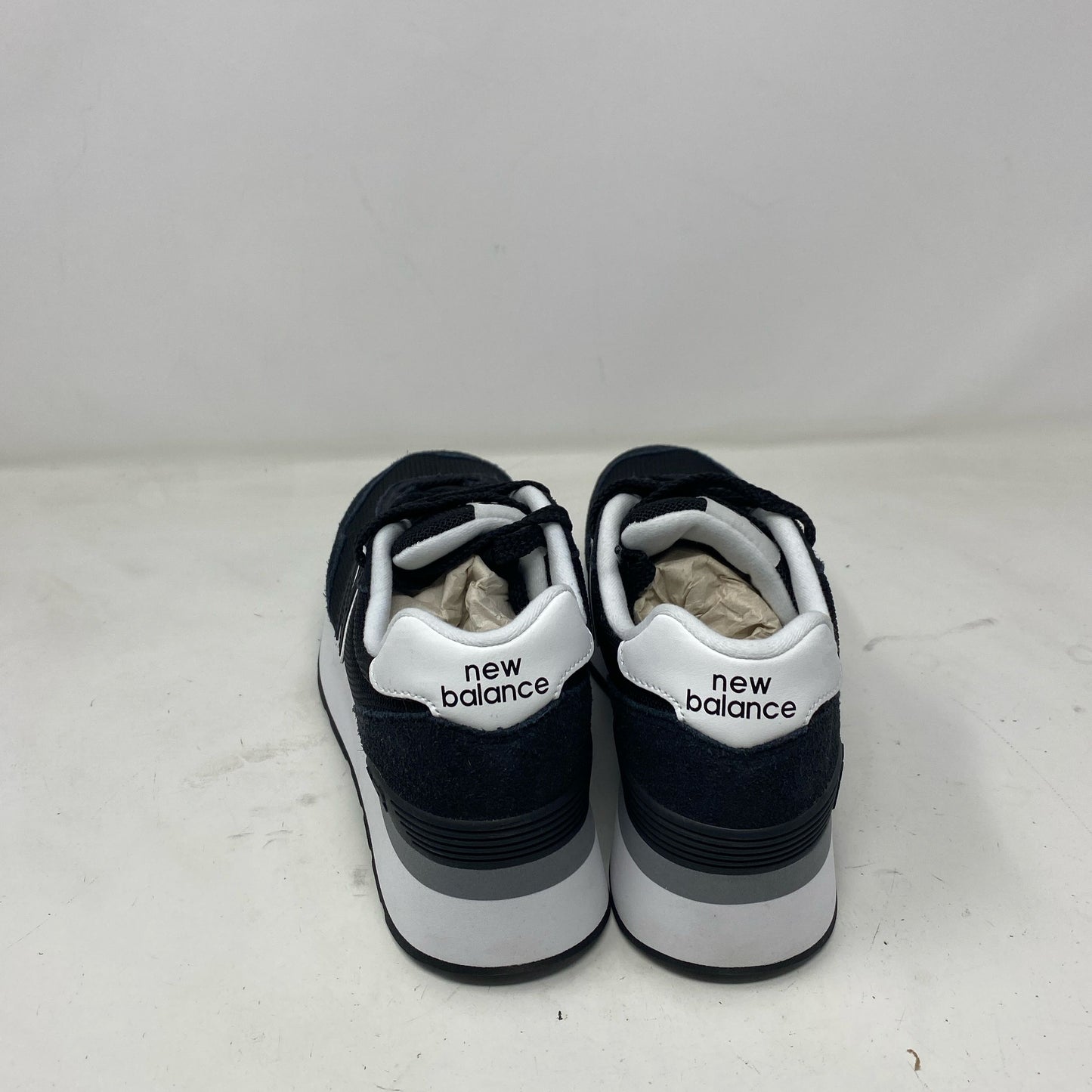 Left-UNT247413IW6