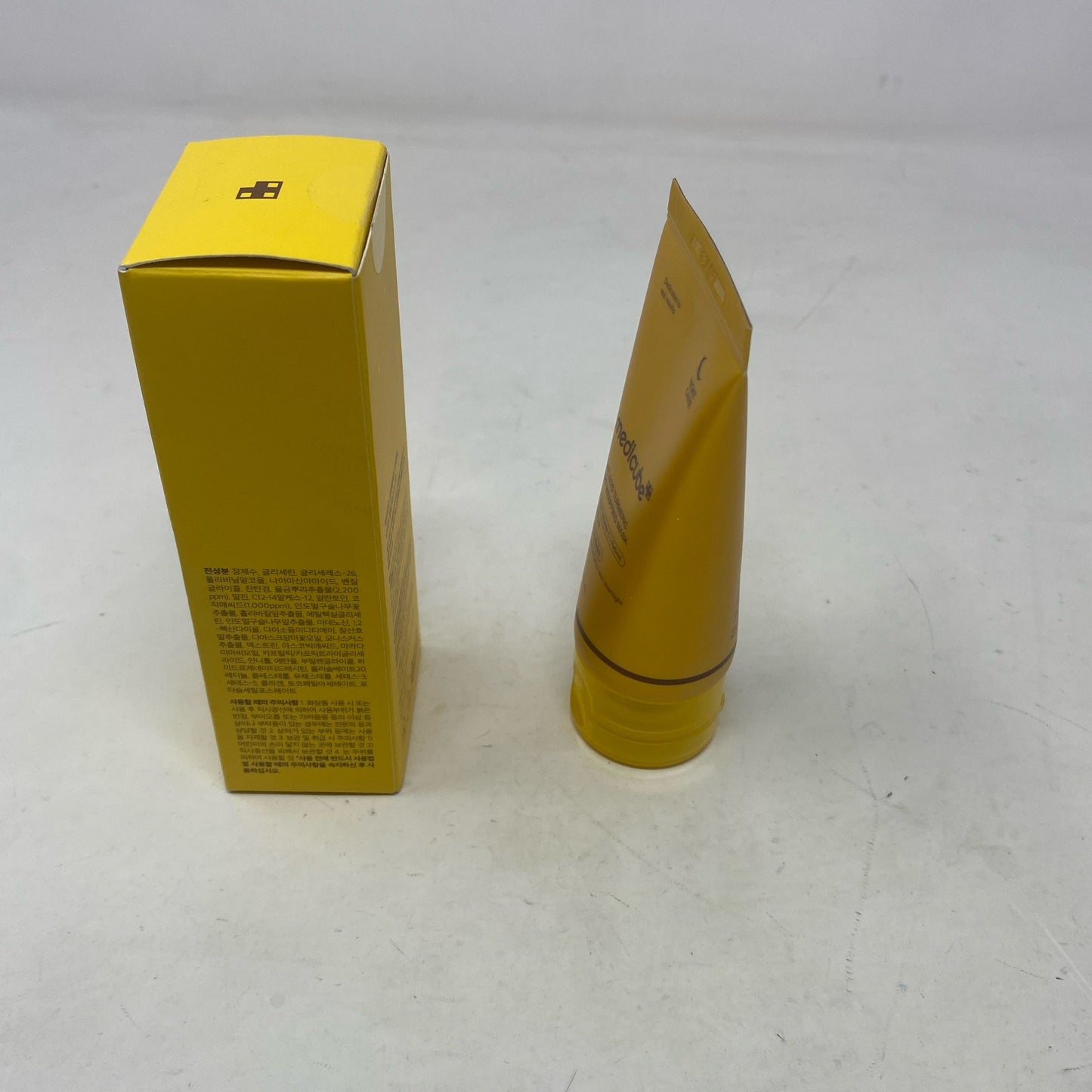 Left-UNT0017701D7