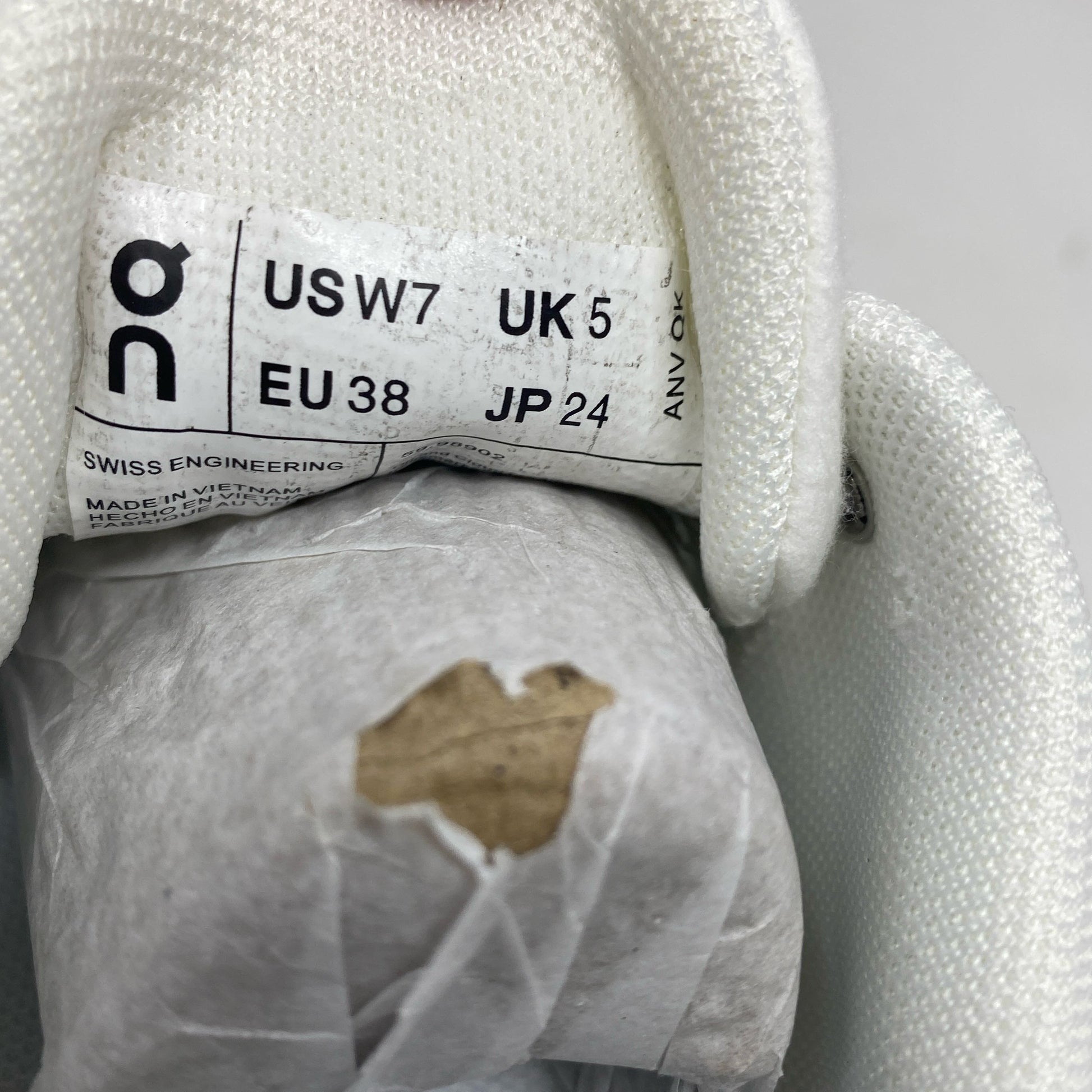Serial #/Tag-UNT209224TM8
