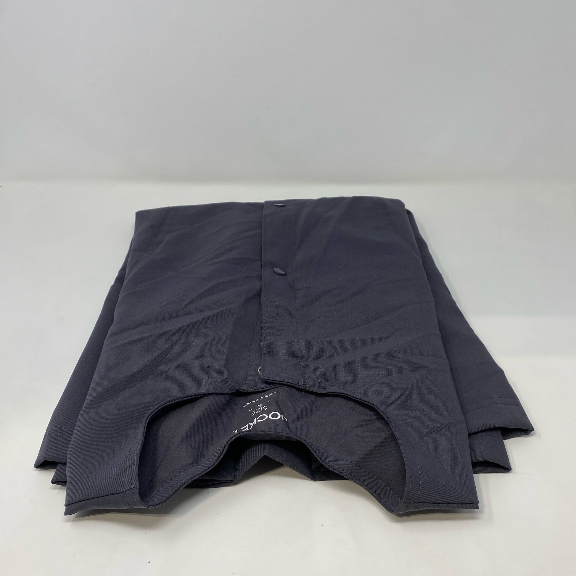 Back-UNT261129Y3X