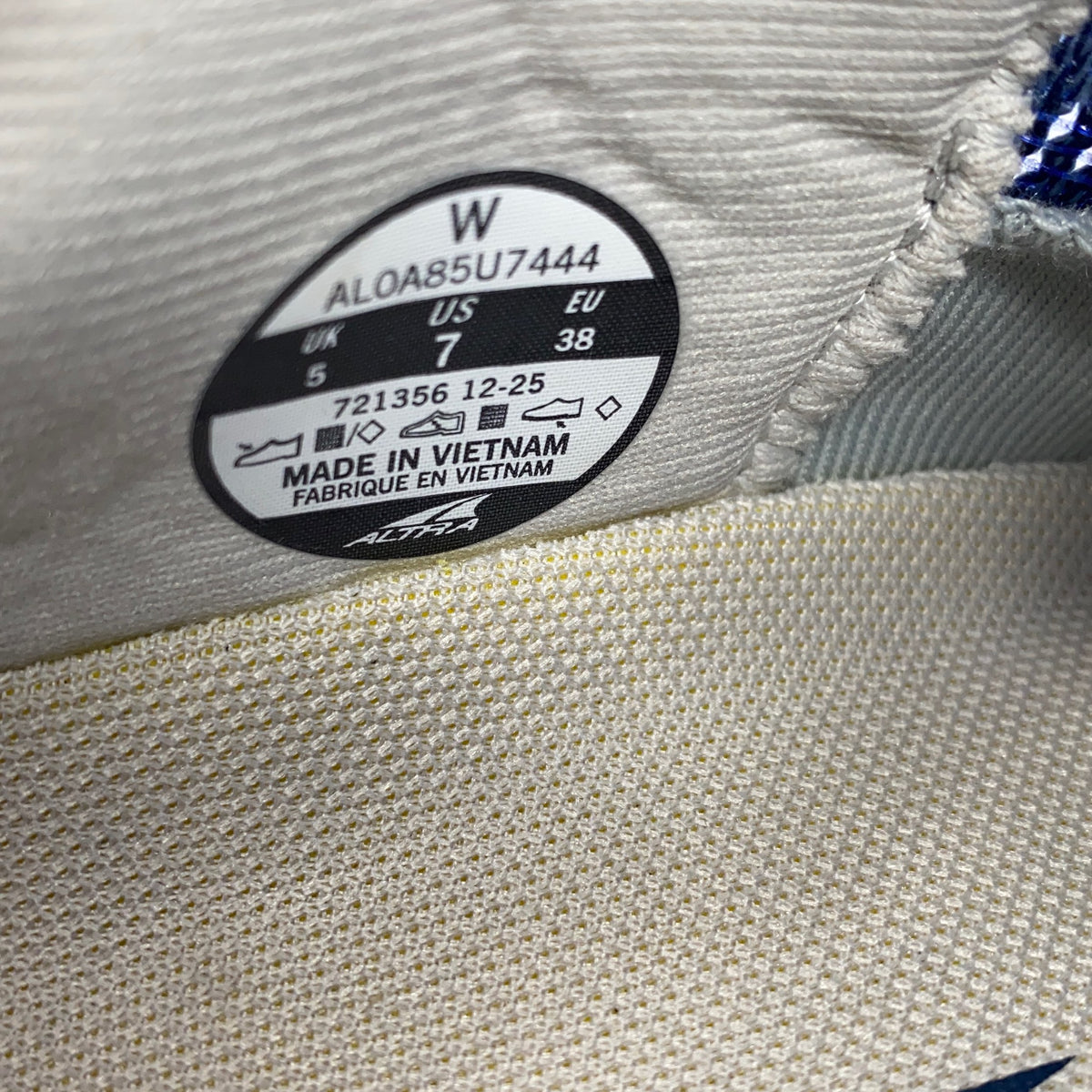 Serial #/Tag-UNT2108998UF
