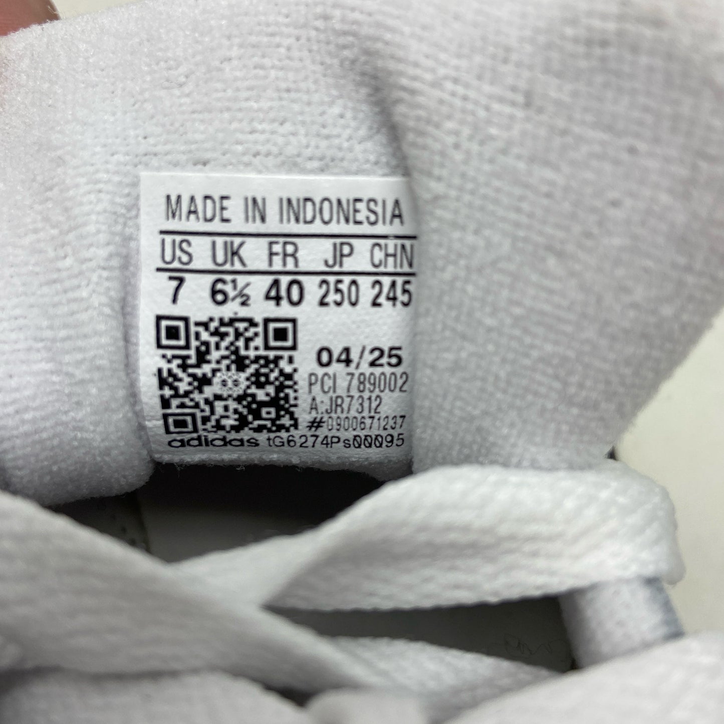Serial #/Tag-UNT039620G8G