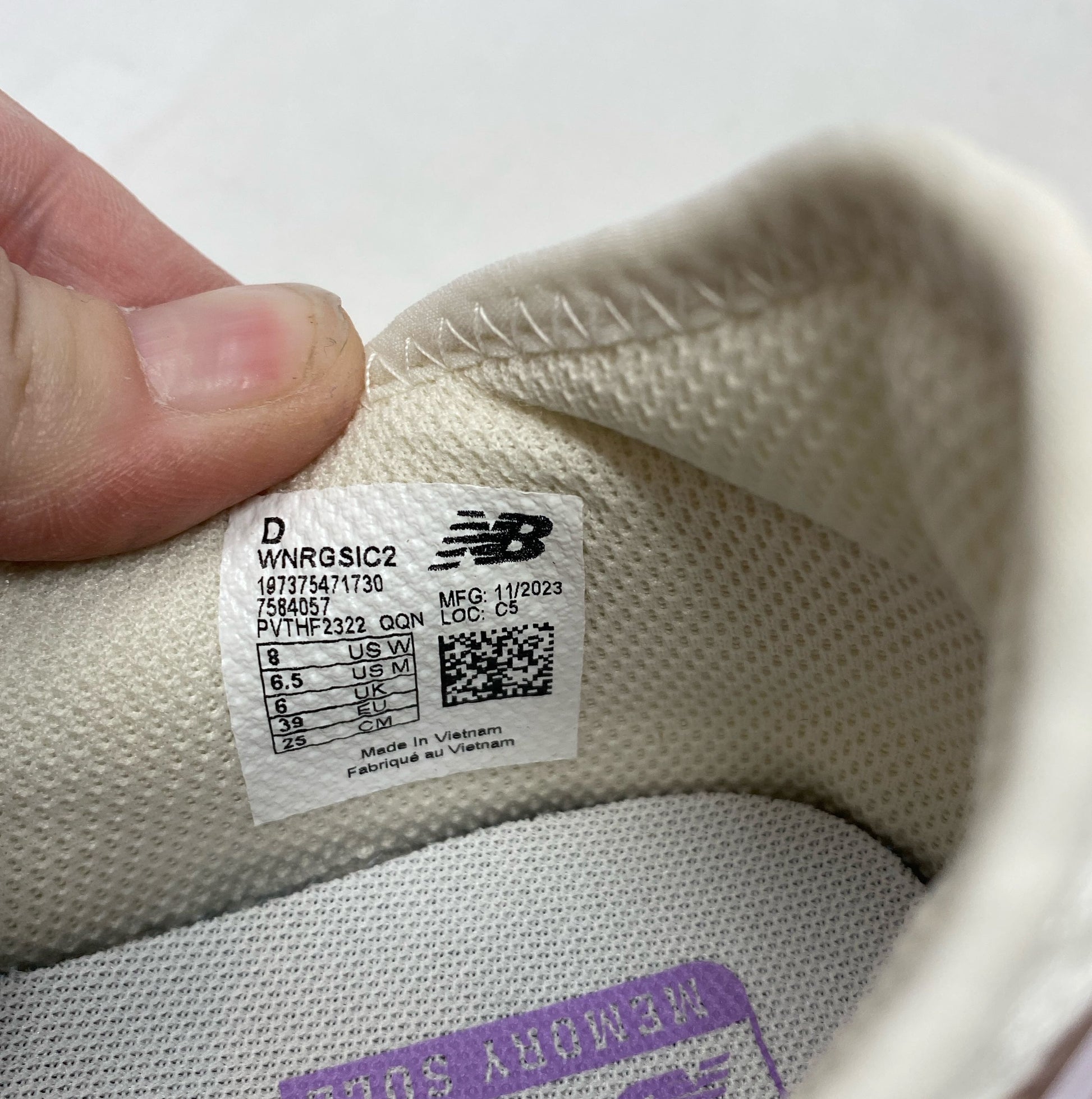 Serial #/Tag-UNT858205Q23X