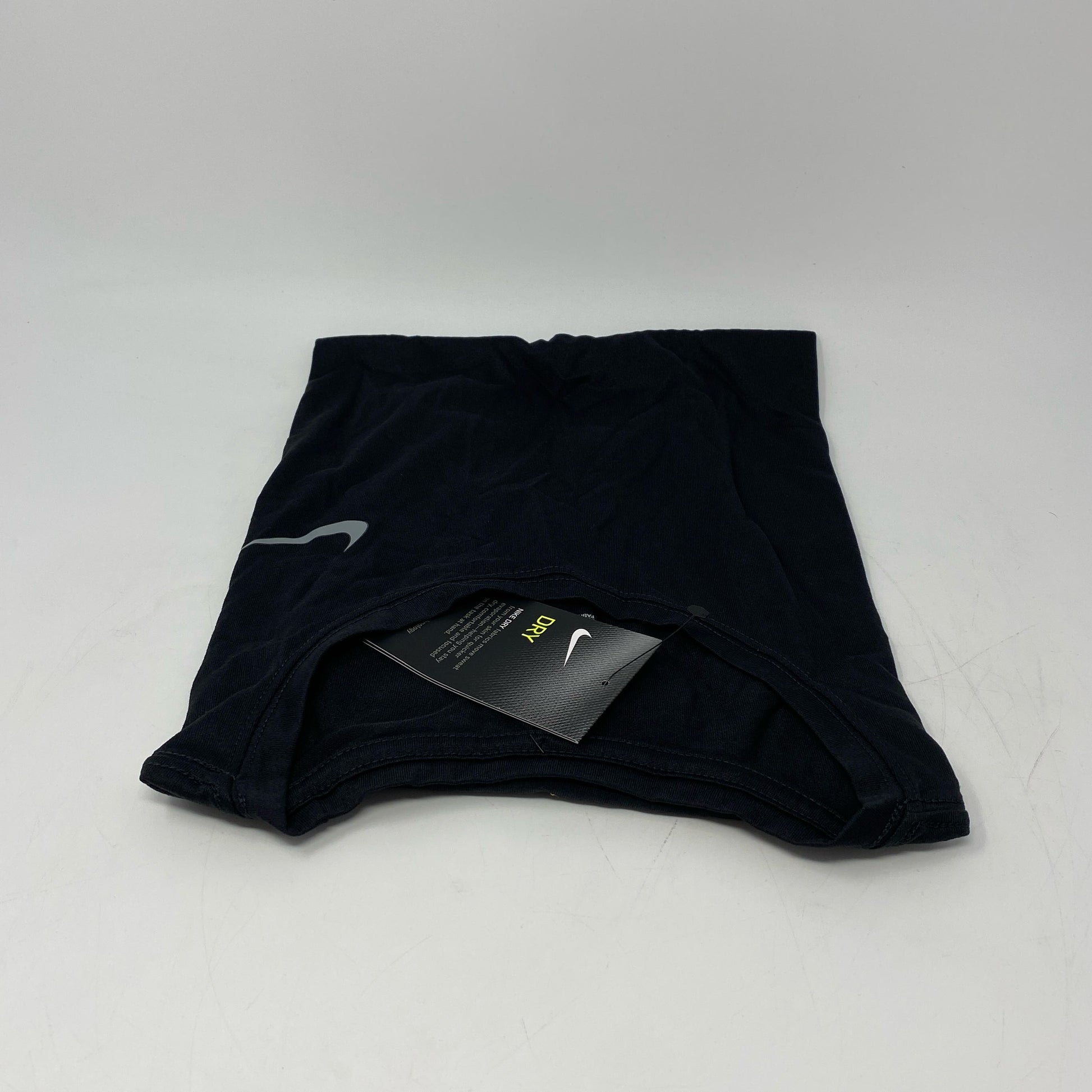 Back-UNT1851165F5