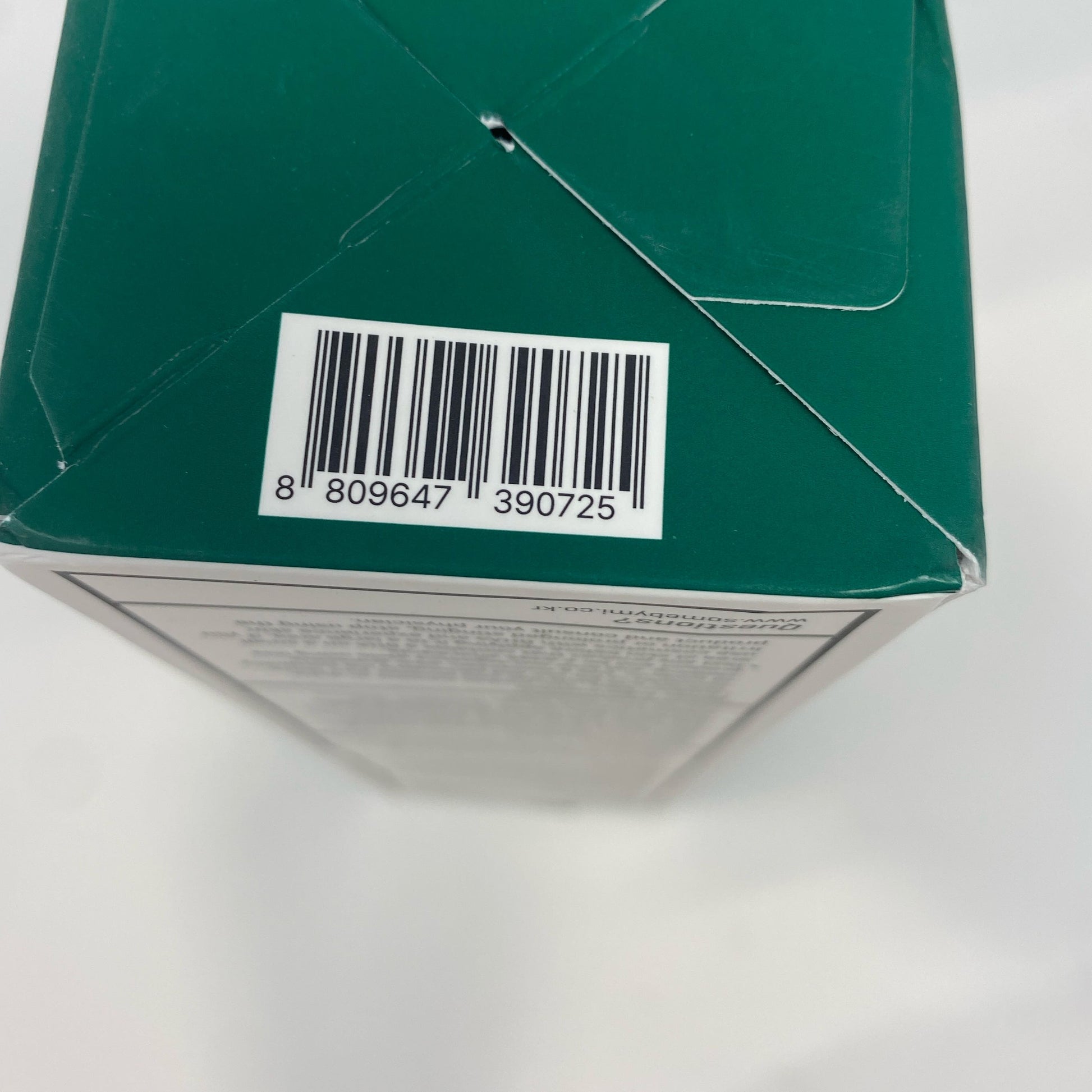 Serial #/Tag-UNT493104OM8