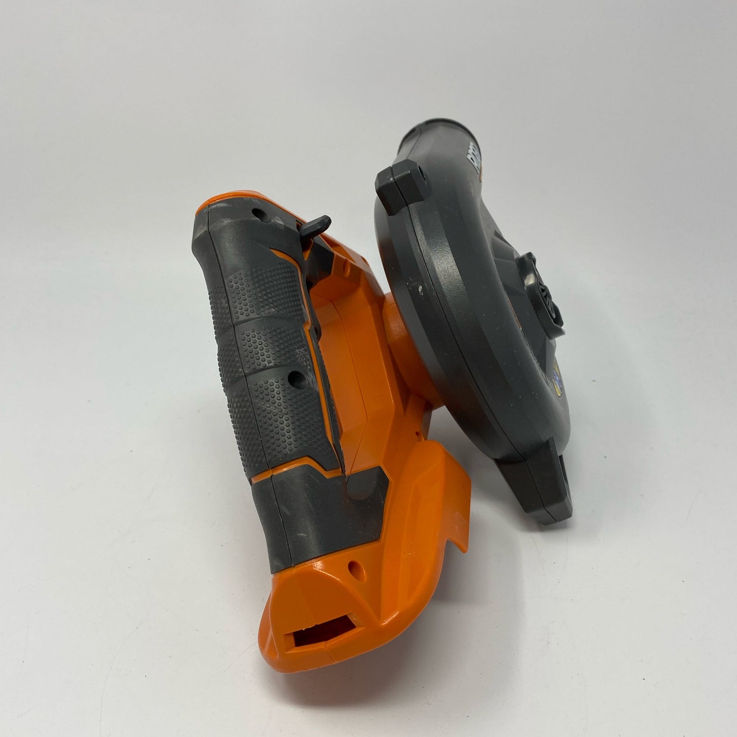 Right-UNT904015T84