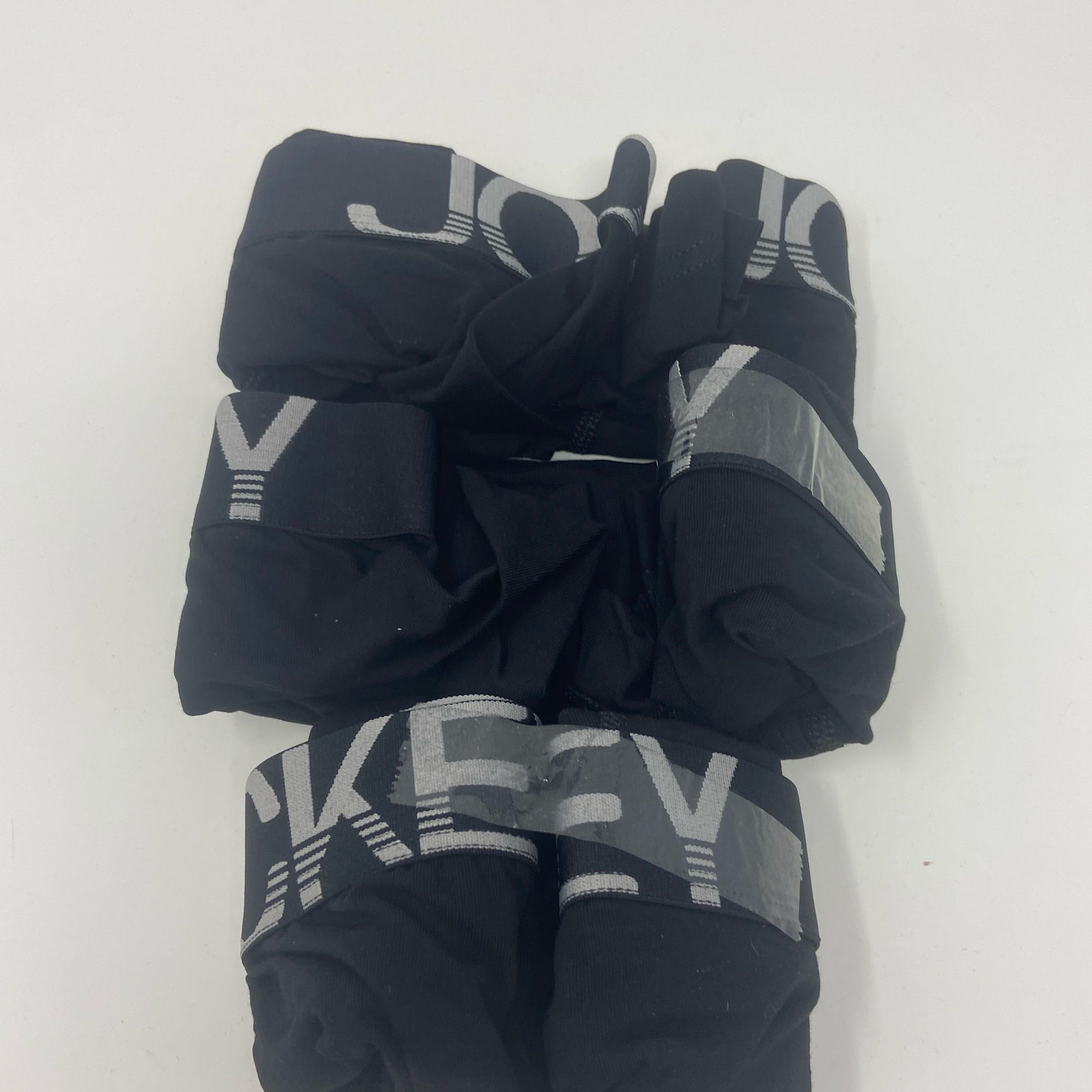 Back-LPNNE6JG3LXPW