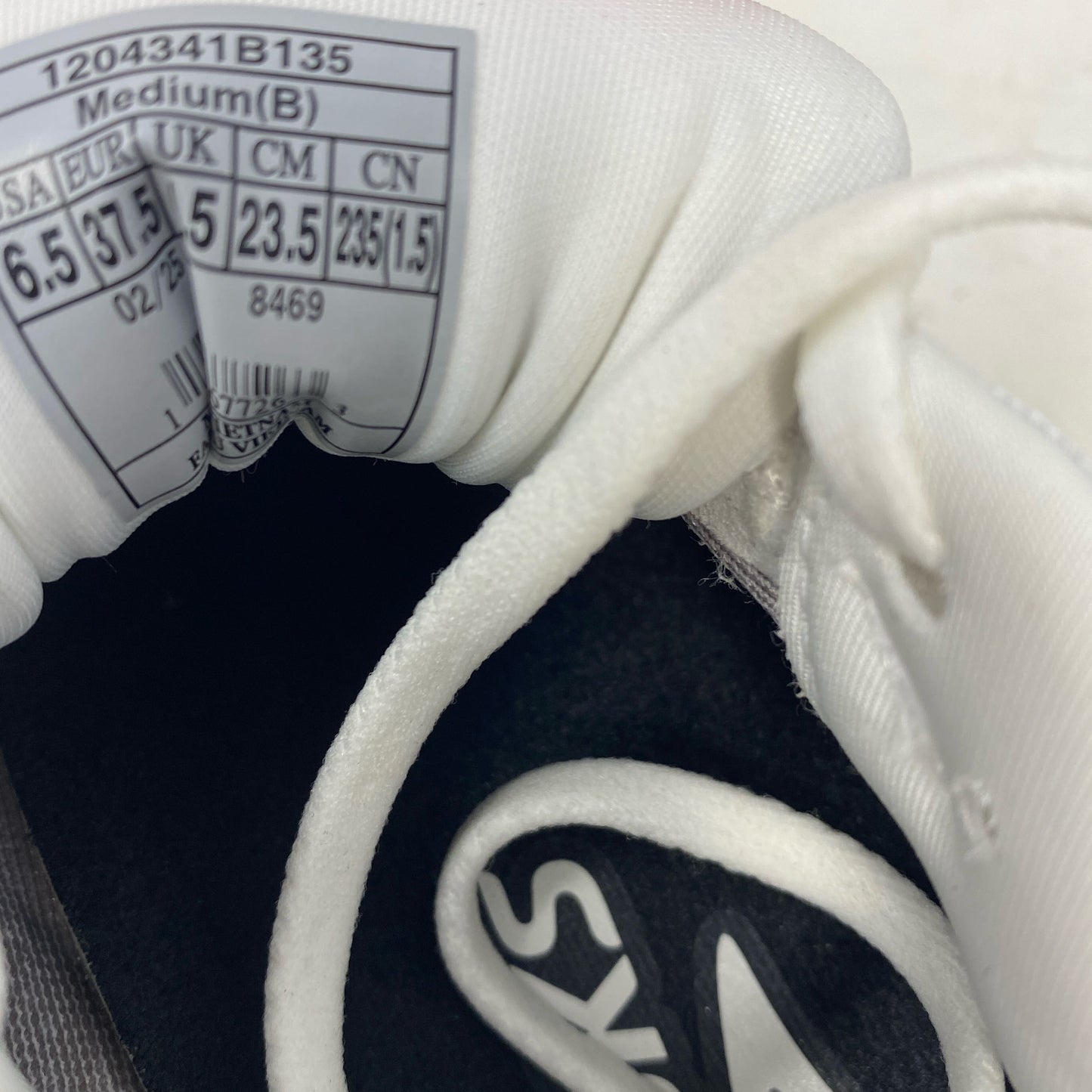 Serial #/Tag-UNT124845S3K