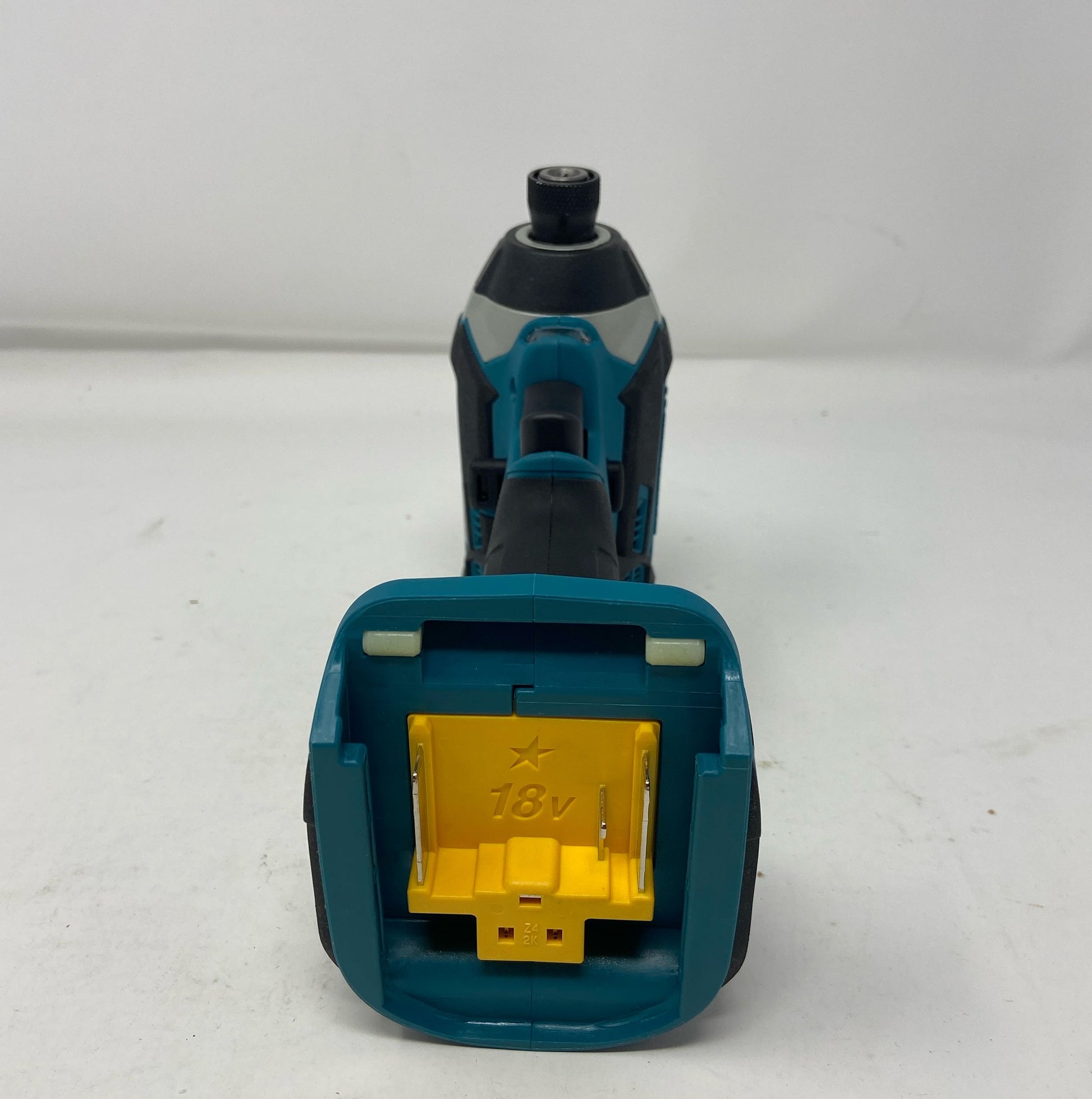 Bottom-LPNNH5BG6DP34