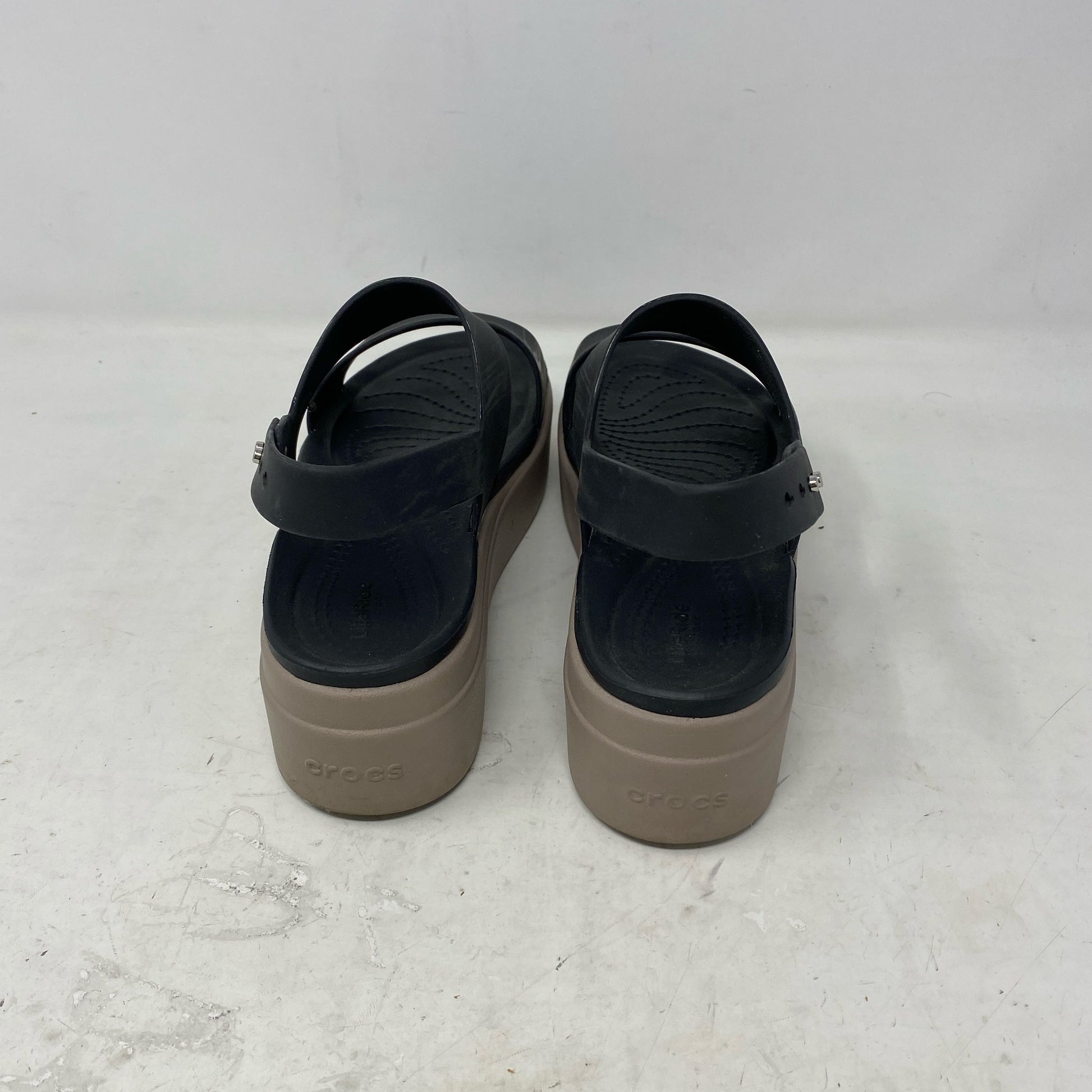 Left-LPNT093959416