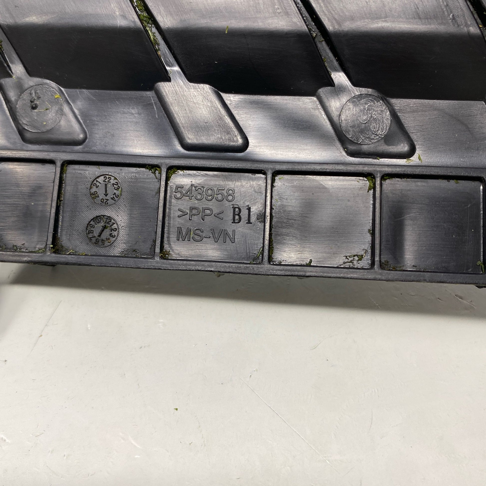 Serial #/Tag-LPNND6ZFXZ4HP