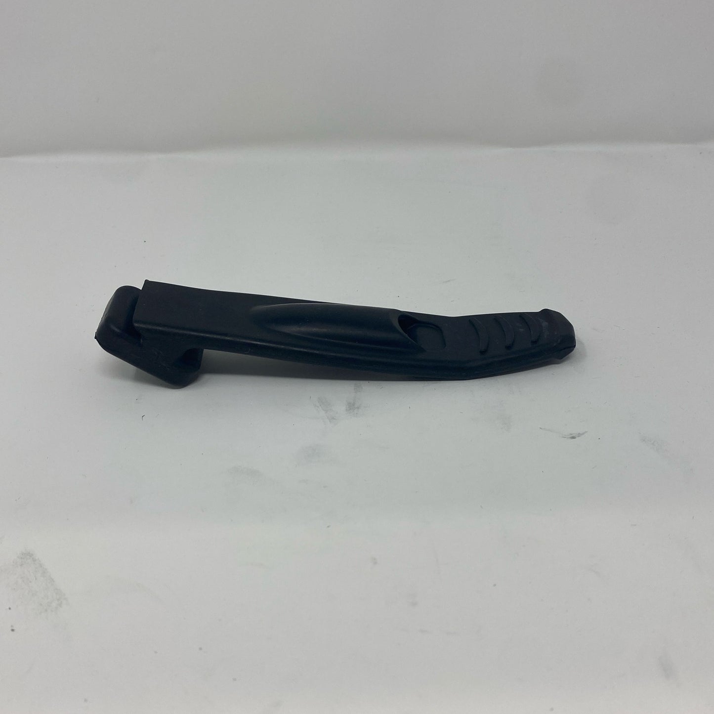 Left-UNT139422ZW3