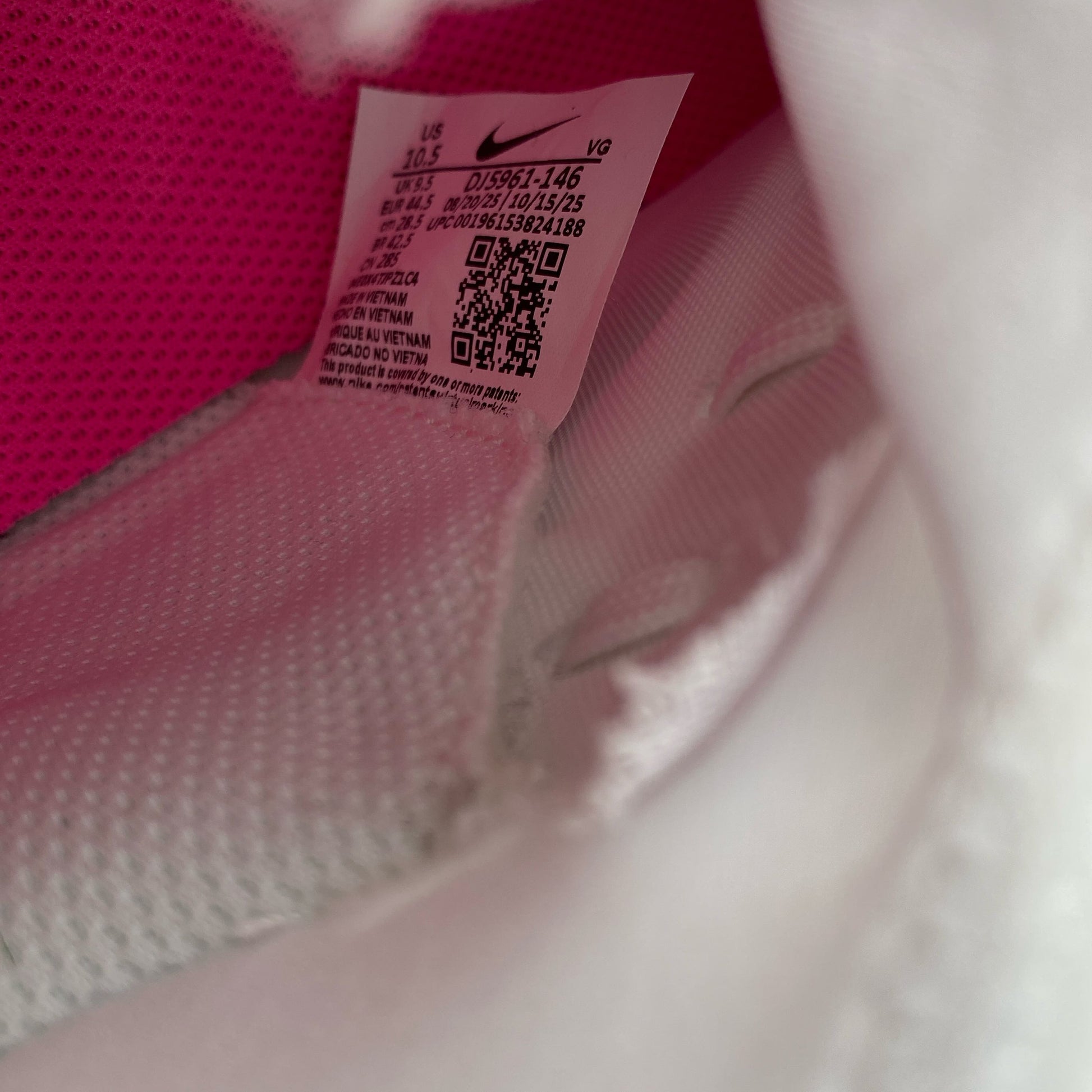 Serial #/Tag-LPNNB6R3RHGD9