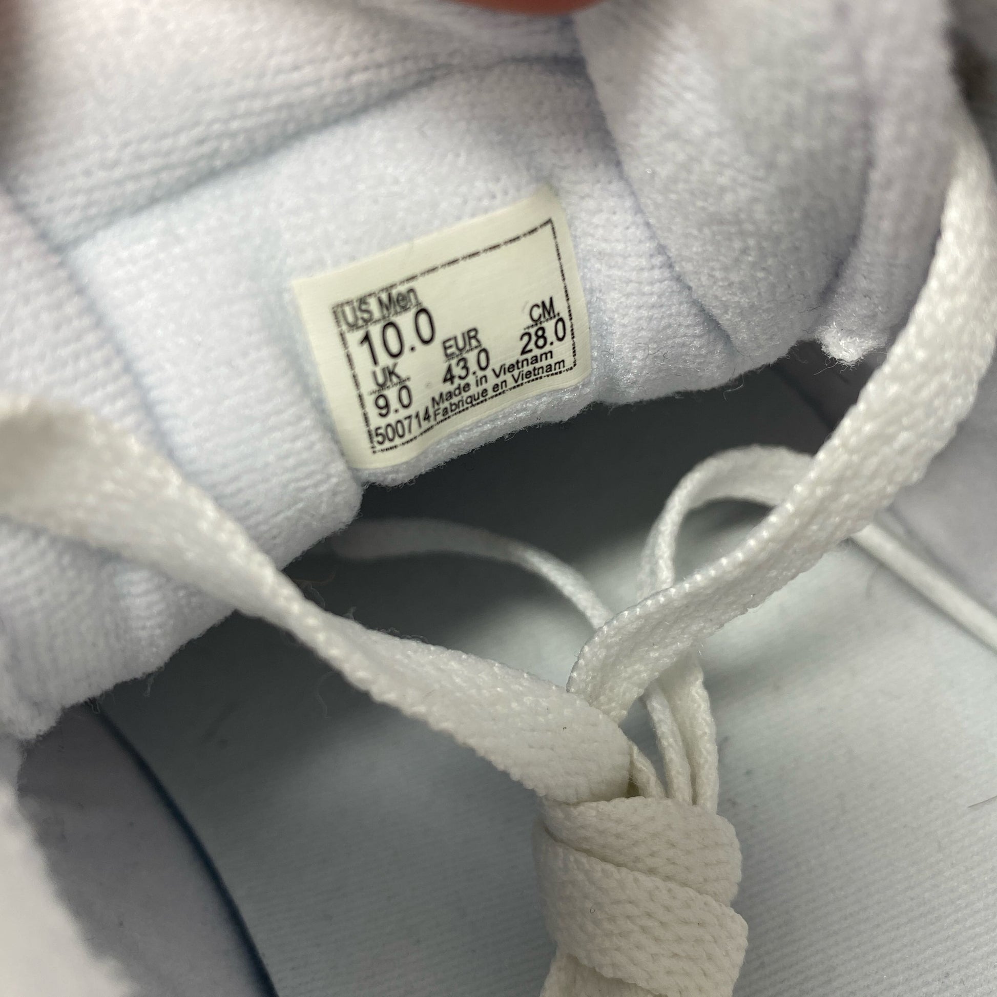 Serial #/Tag-UNT8179073OE