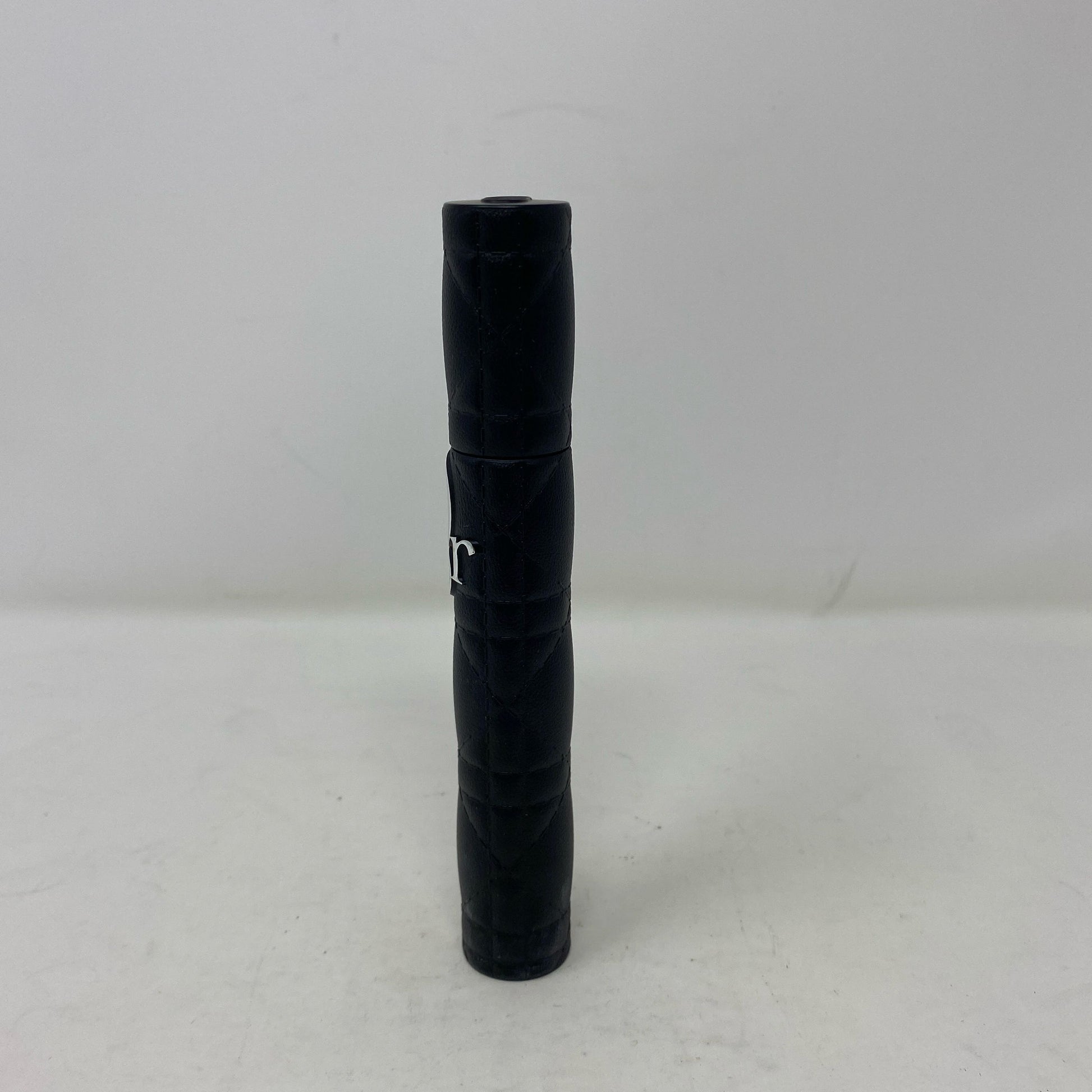 Left-LPNPMGM1038506