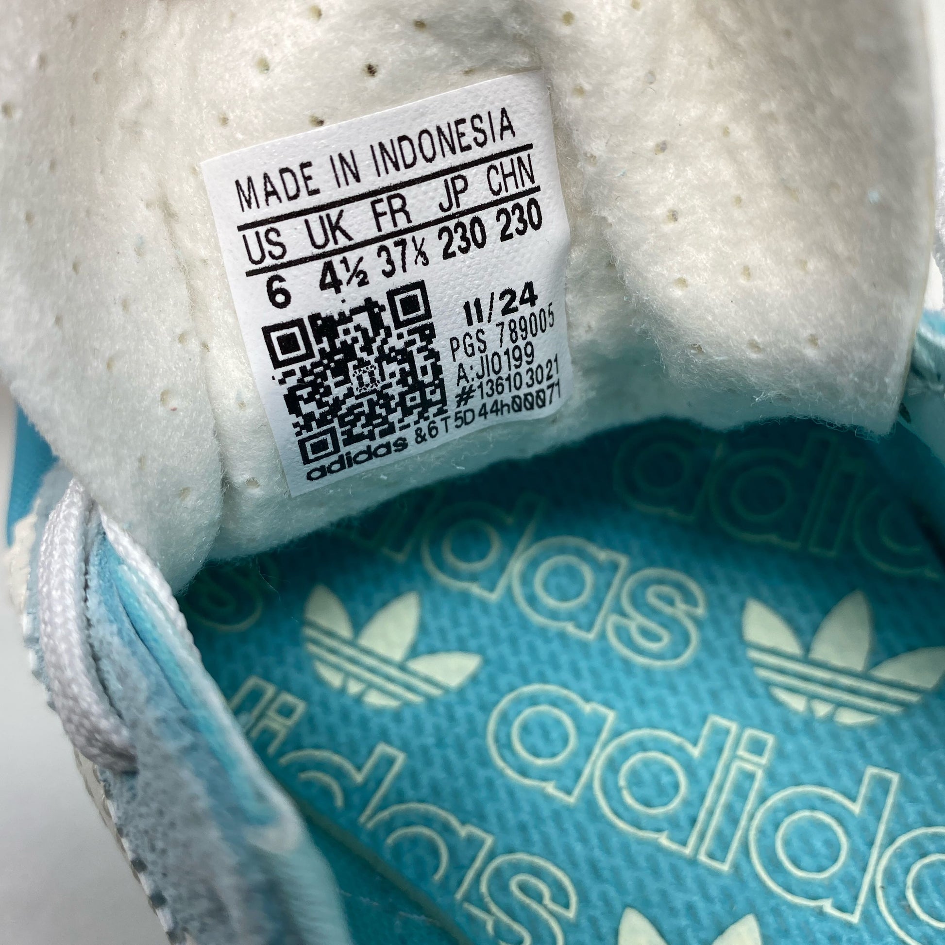 Serial #/Tag-UNT172495RJU