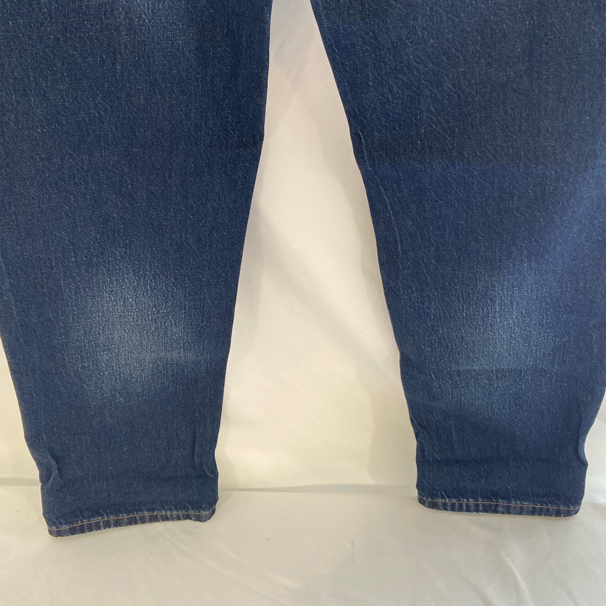 Bottom-UNT8247883PE
