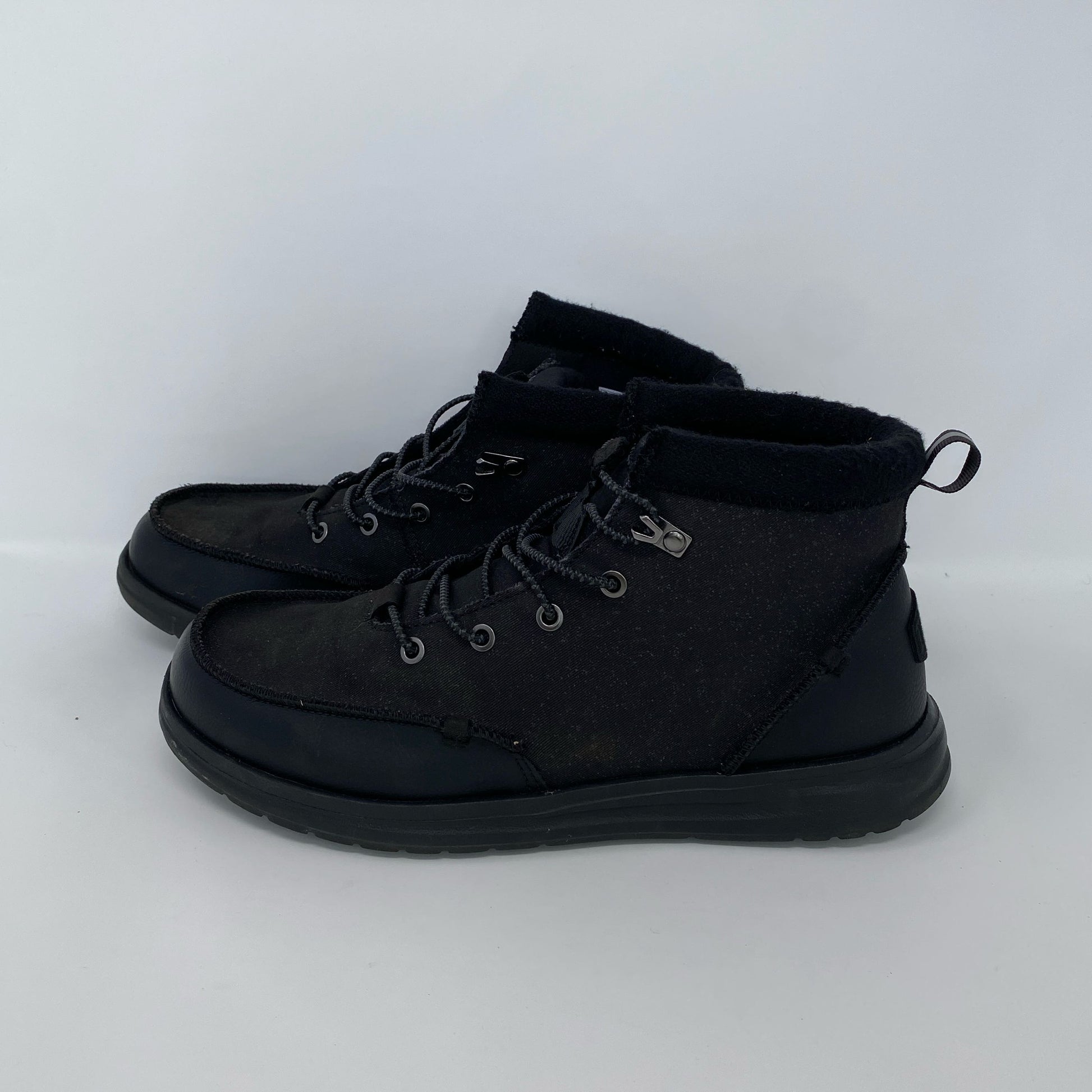 Back-UNT378905LYD