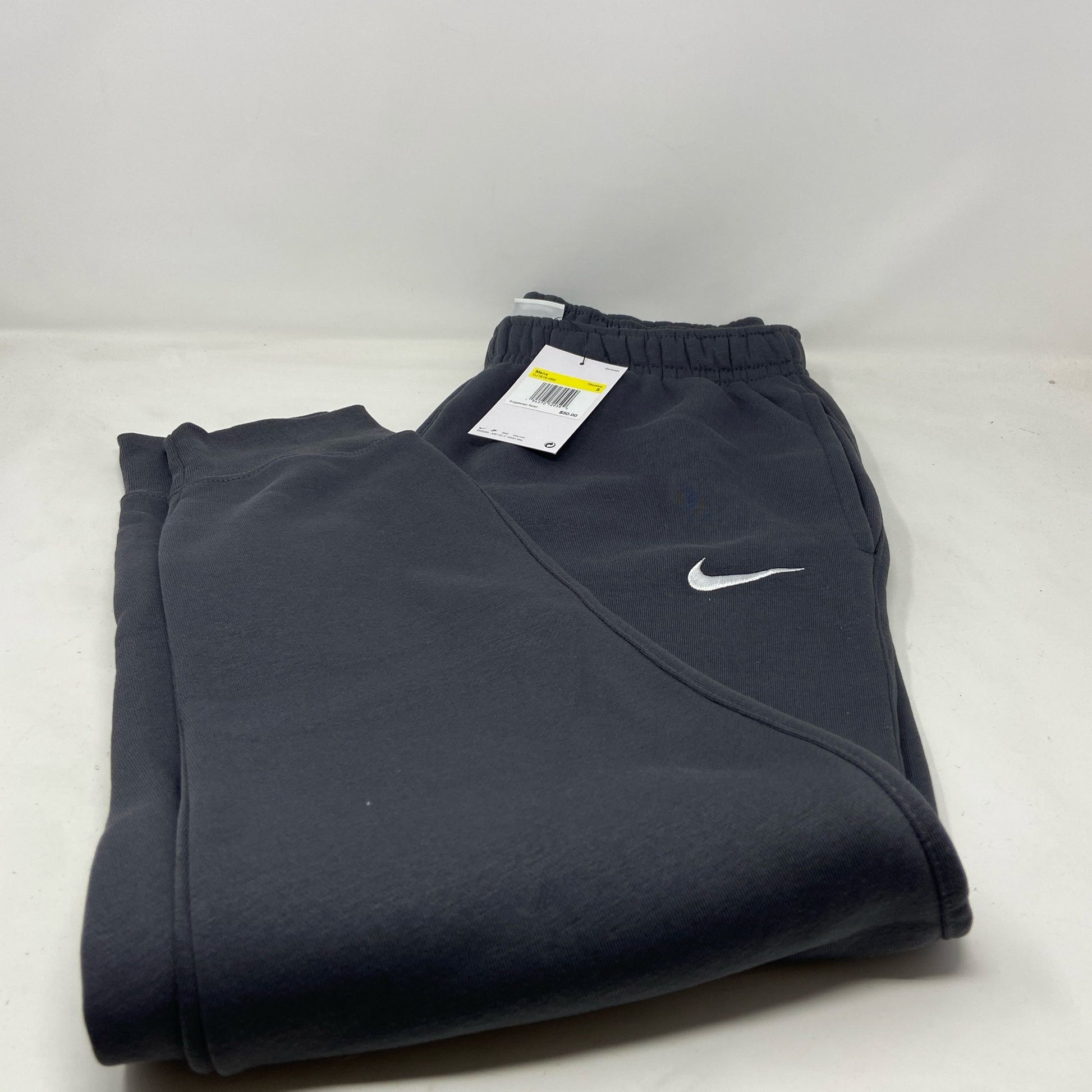 Front-UNT362531713
