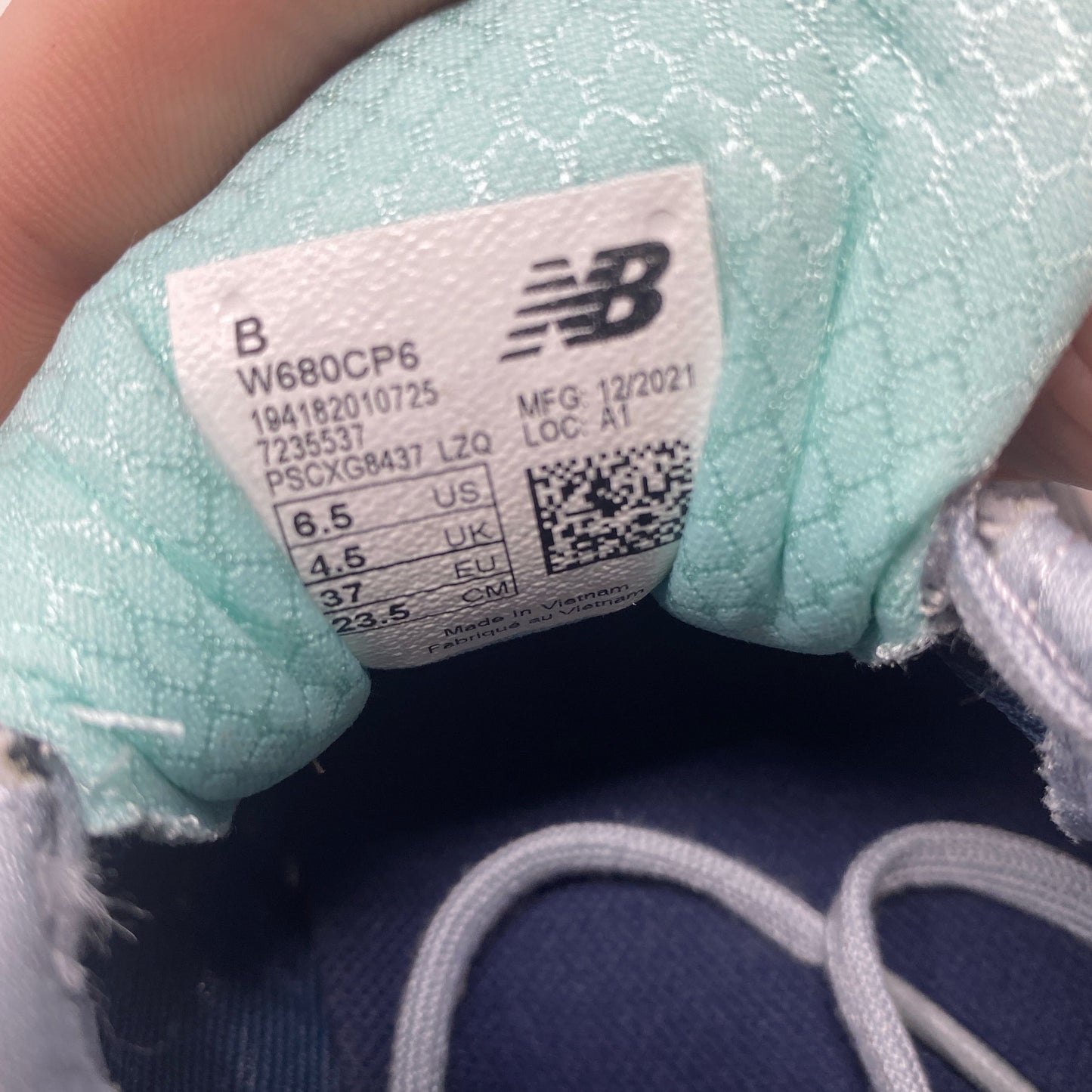 Serial #/Tag-UNT912675KCW