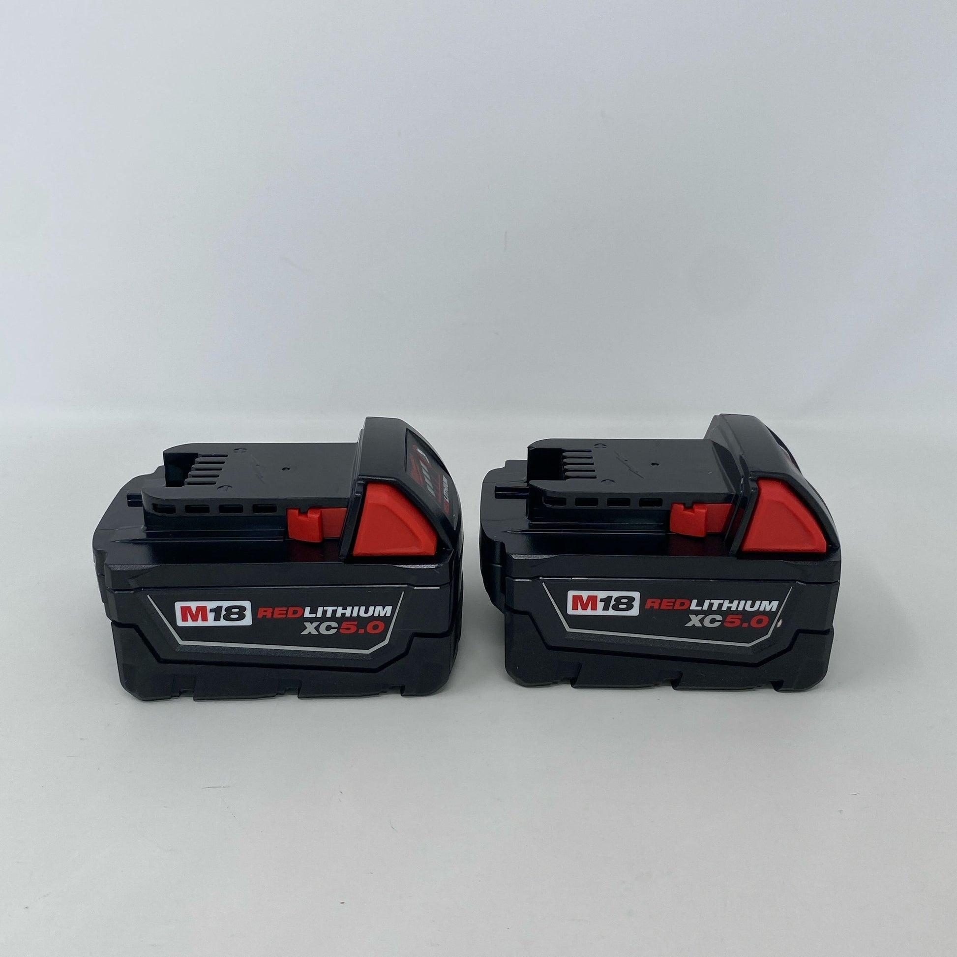 Front-UNT16190474TT