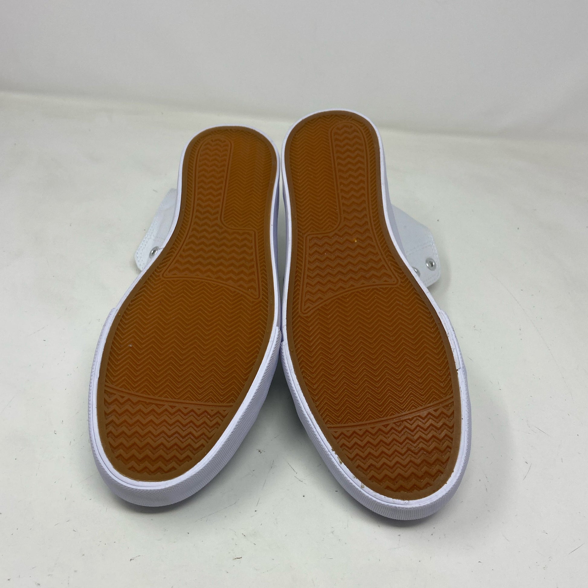 Bottom-UNT466824ZFP