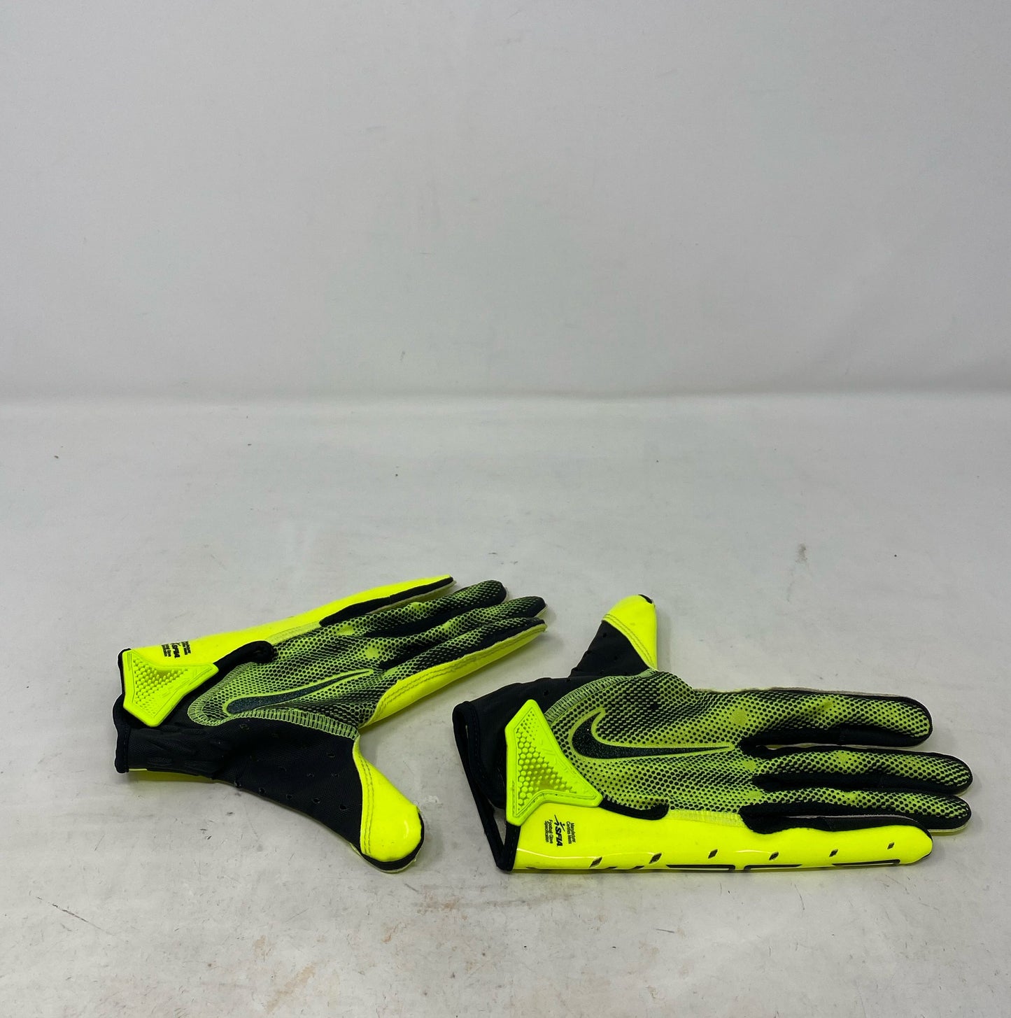 Right-LPNPMEY3172777