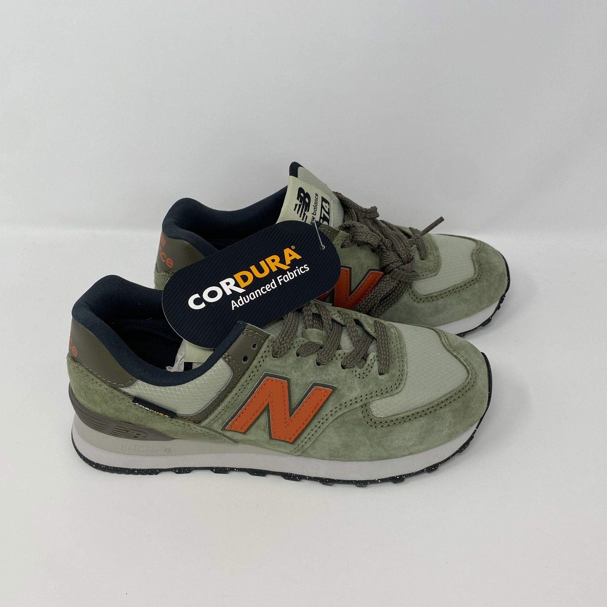 Front-UNT889101LT9