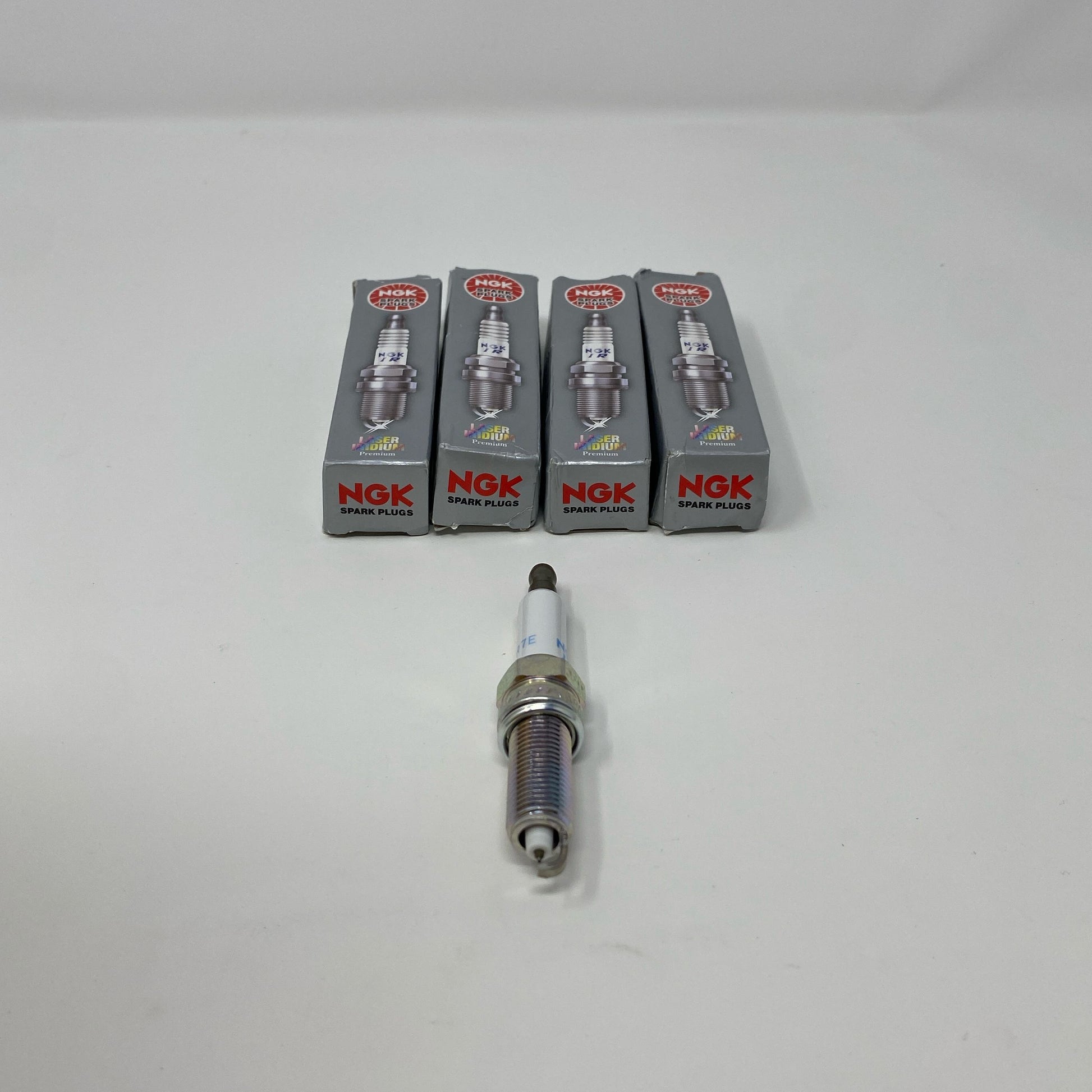 Front-LPNO537687870