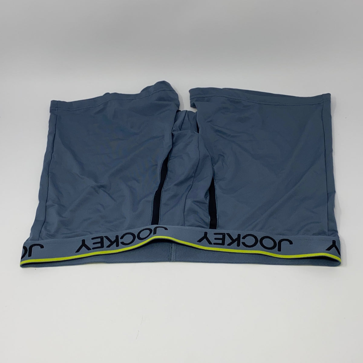 Back-UNT264040ZMI