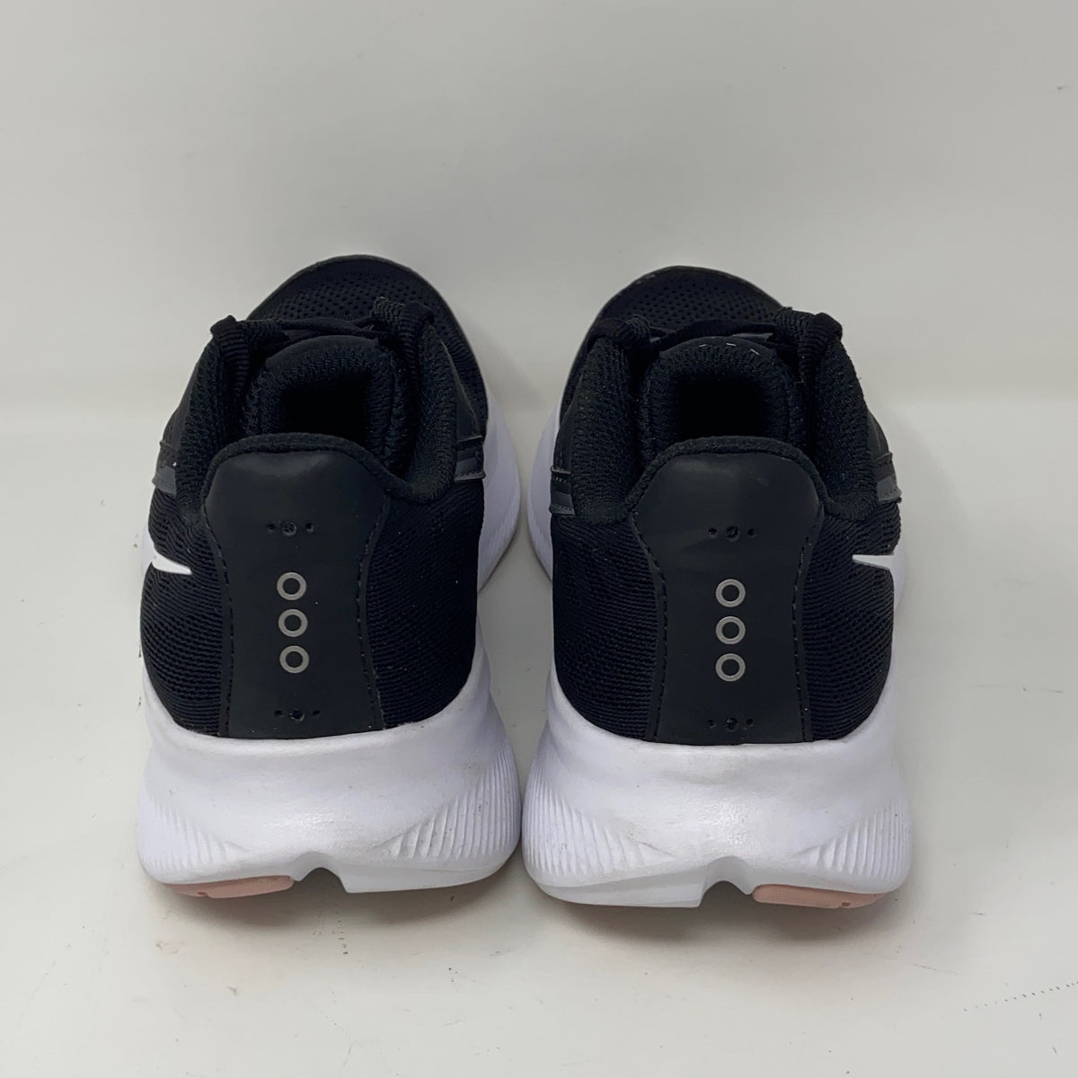 Left-UNT755686R6K