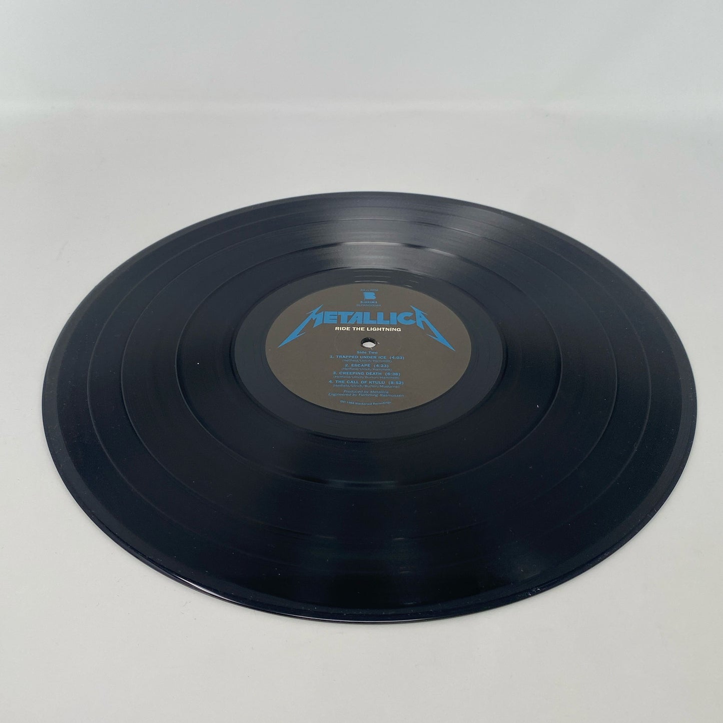 Front-UNT735096J48