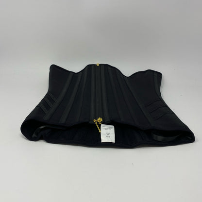 Back-UNT649805EKU