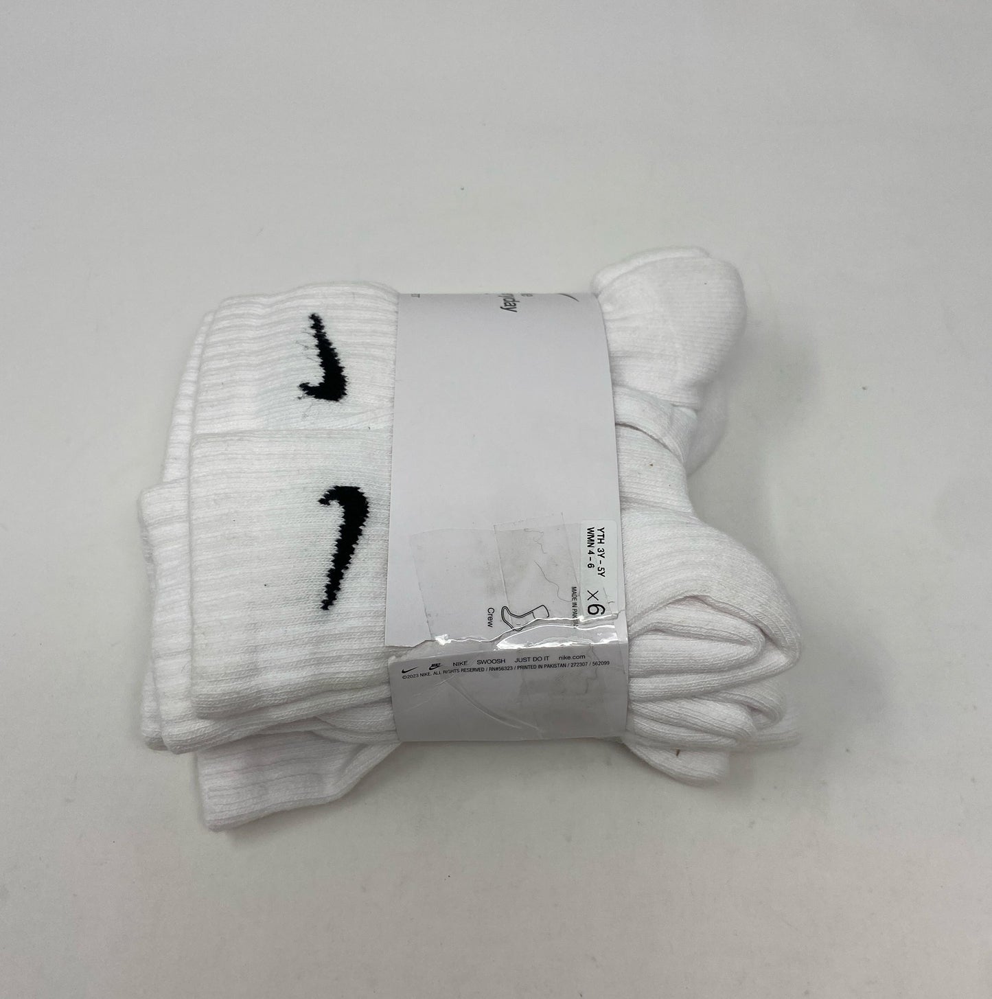 Right-LPNAC557198171