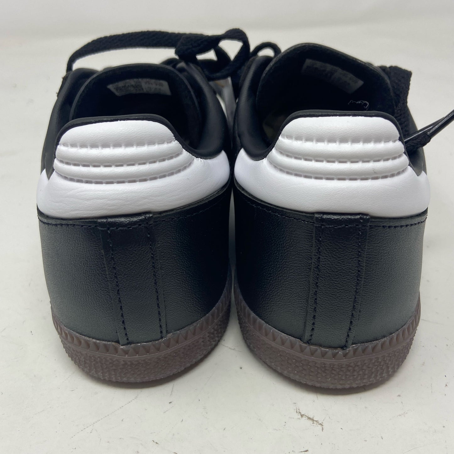 Back-UNT894547OW3
