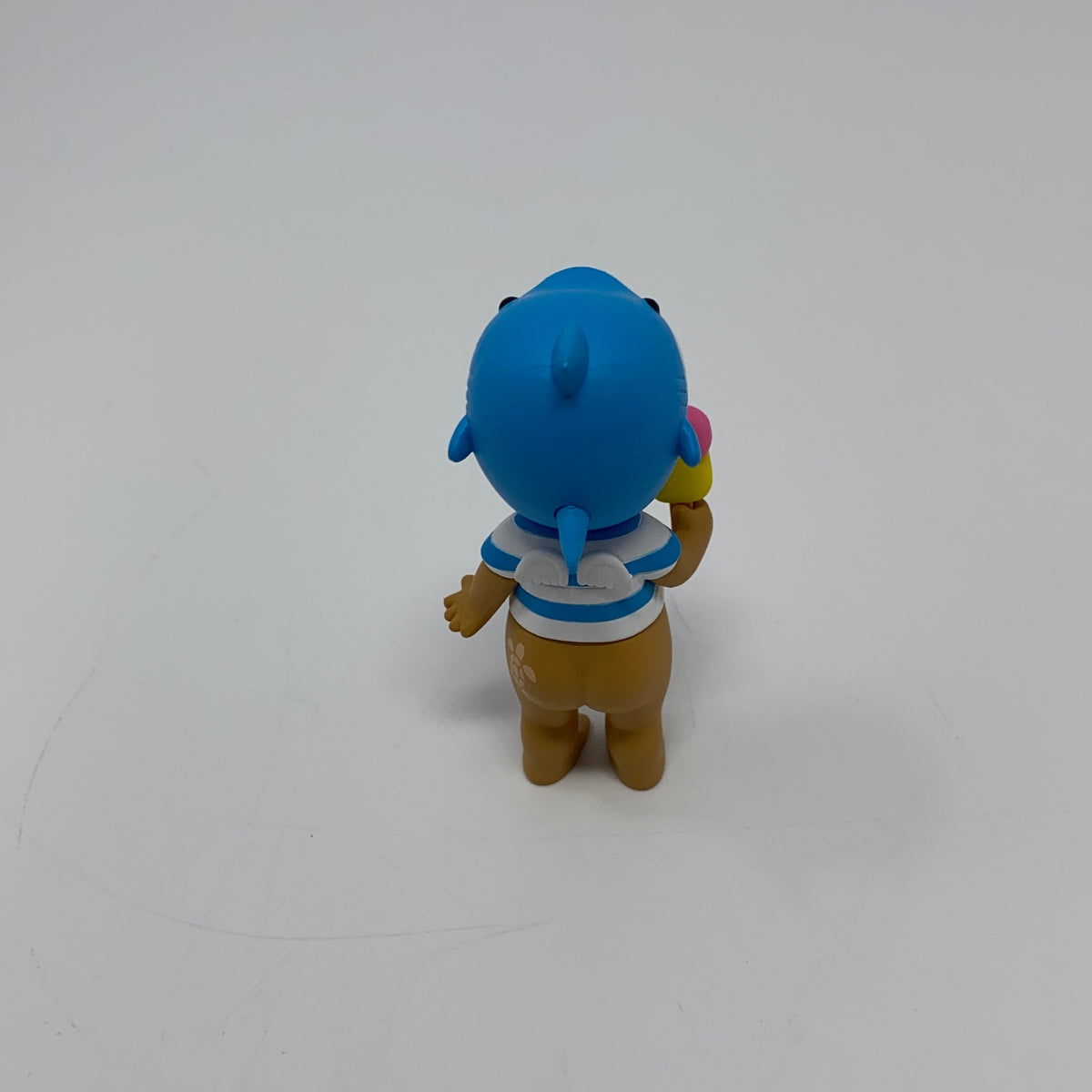Back-UNT3114144Z8