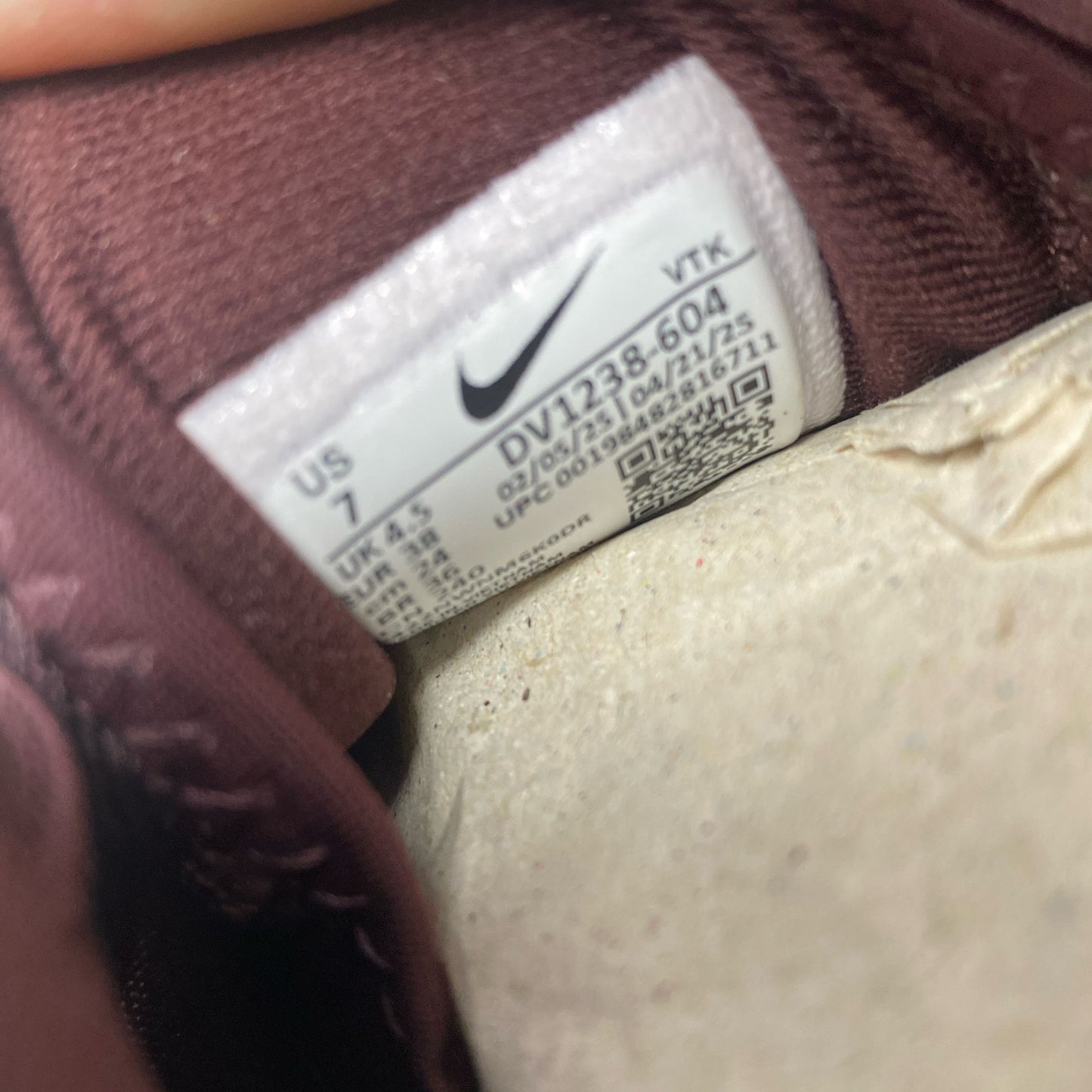 Serial #/Tag-UNT4762859PZ
