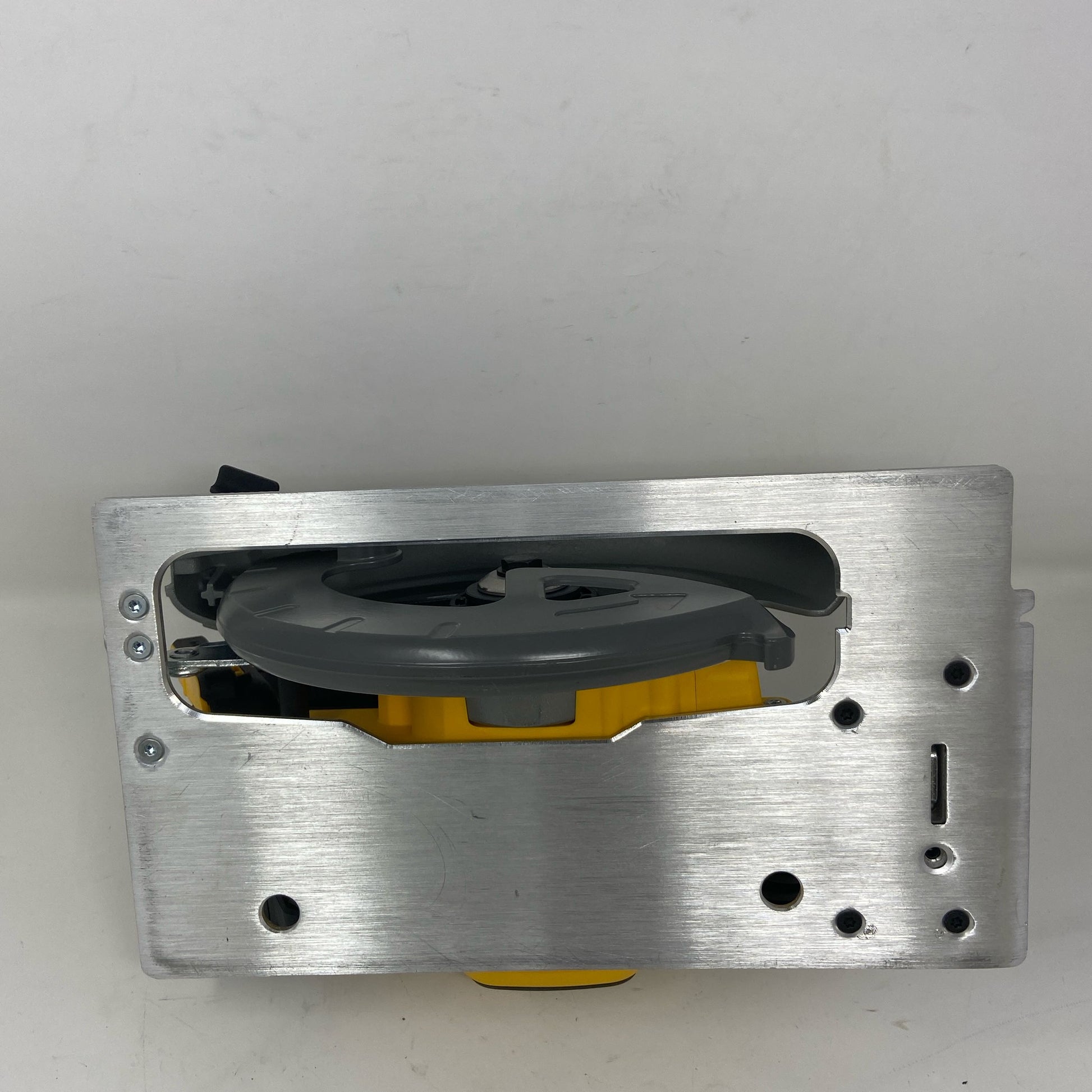Bottom-UNT940331CJQ