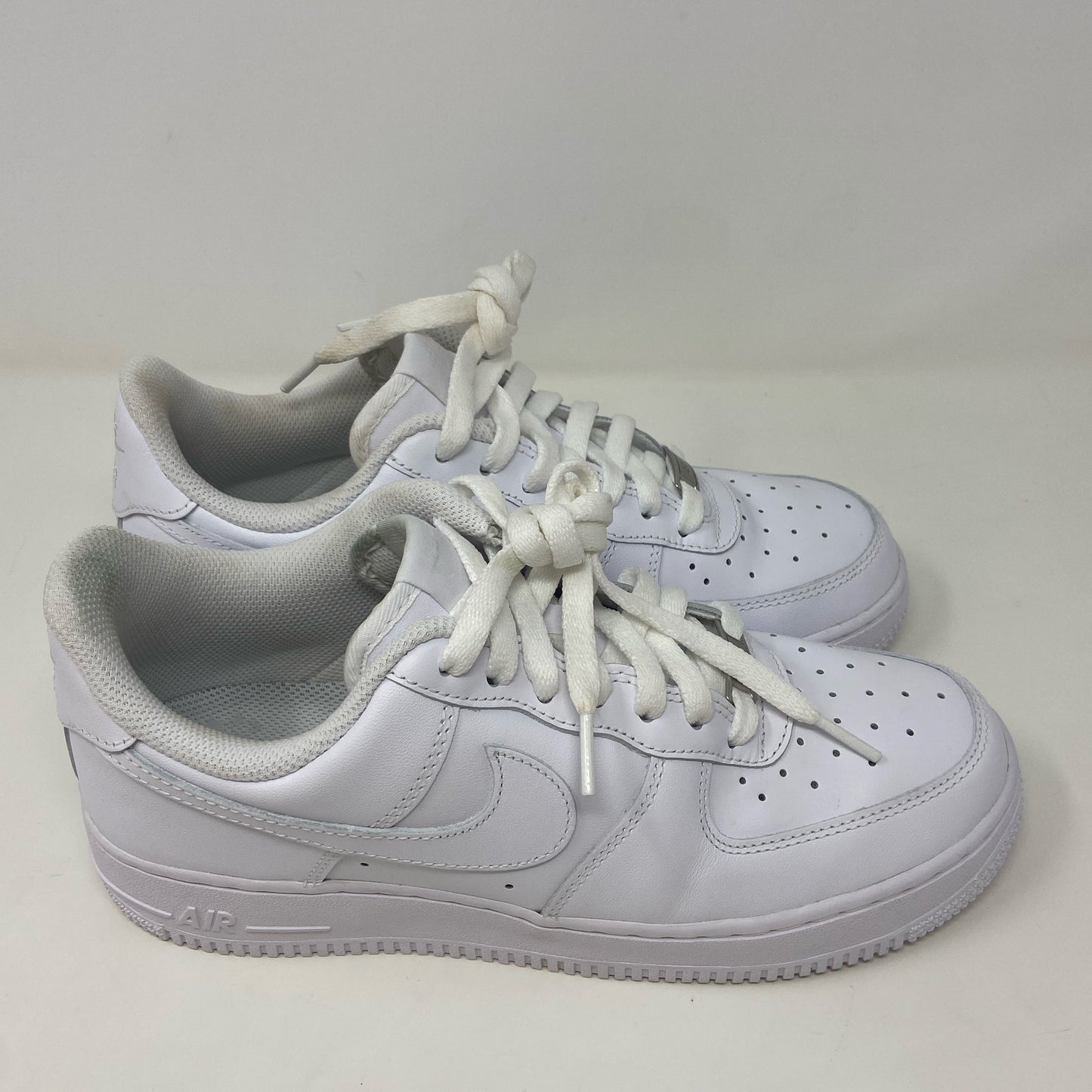Front-LPNNF6TXGMRJW