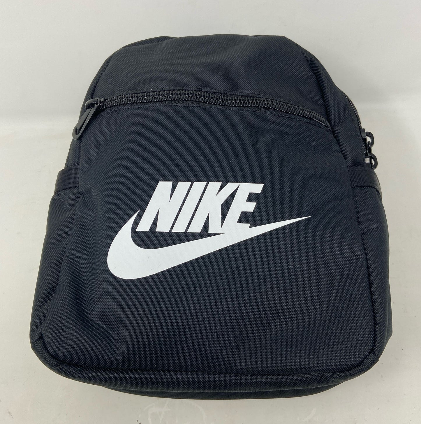 Product Image-UNT194712JQJ