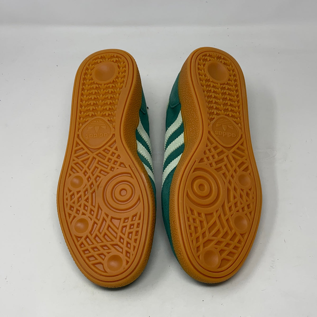 Bottom-UNT881088ST3