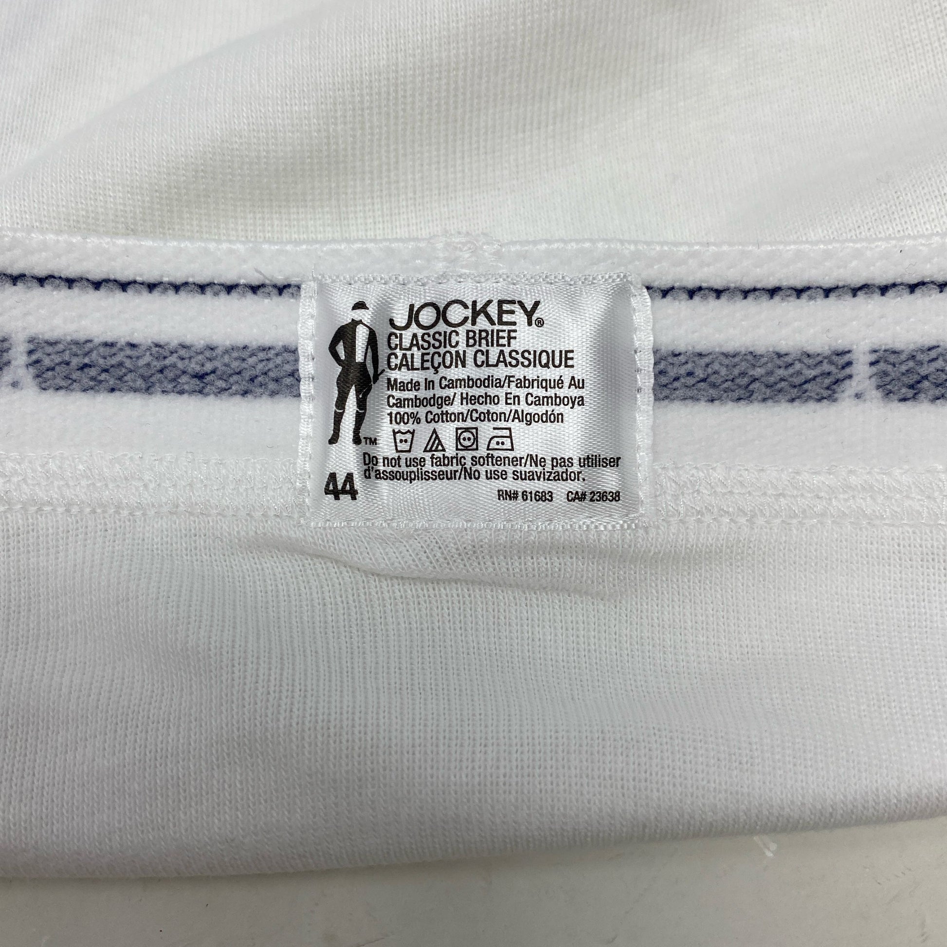 Serial #/Tag-UNT3323020EV
