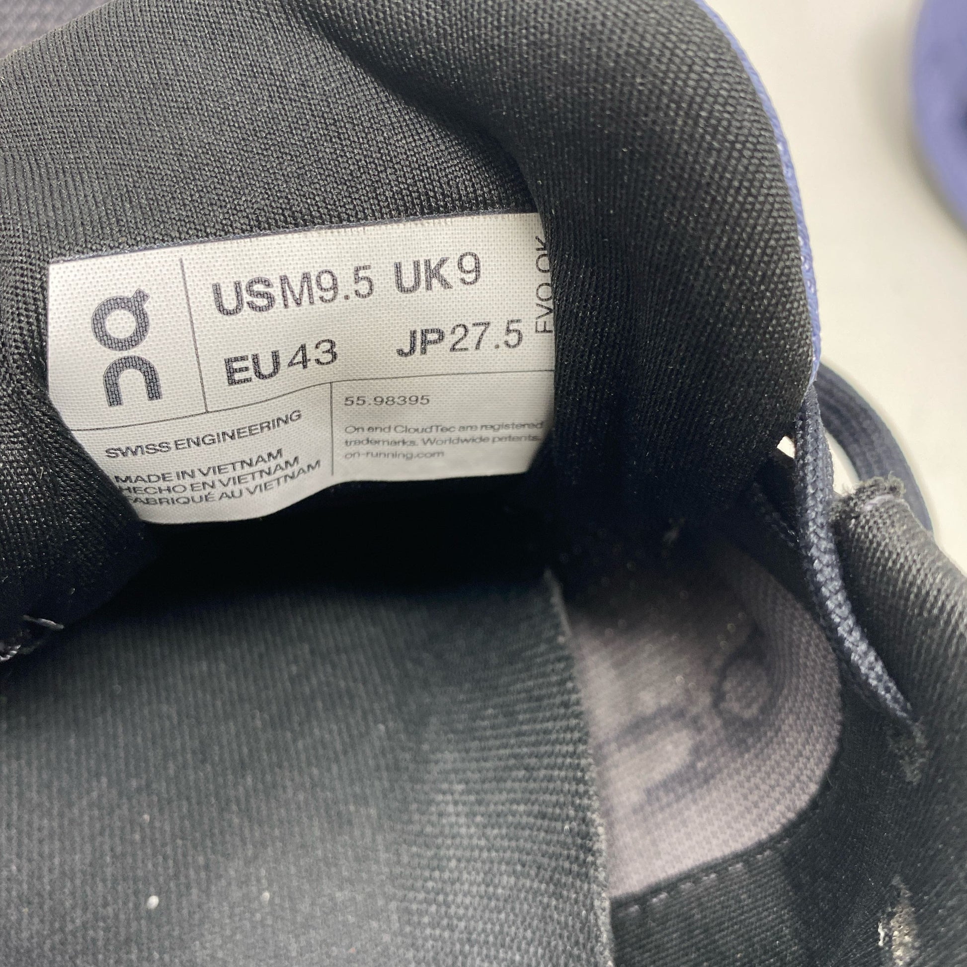 Serial #/Tag-LPNT055444534