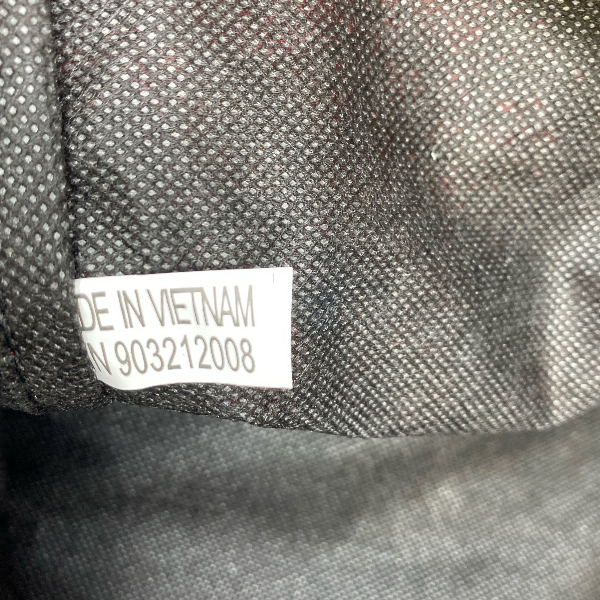 Serial #/Tag-UNT133647P5E