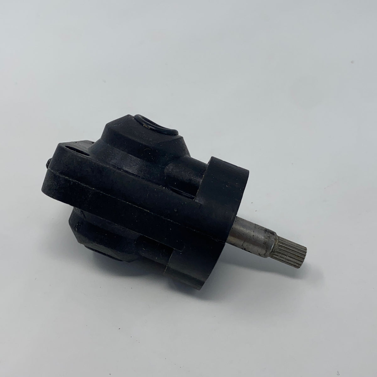 Left-LPNO633557237