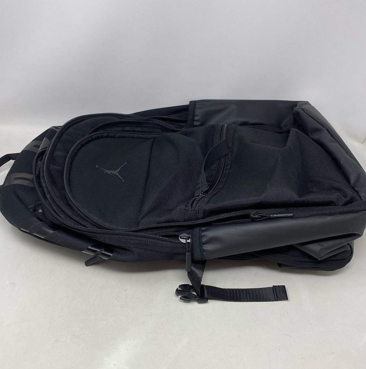 Right-LPNPMBA1992305