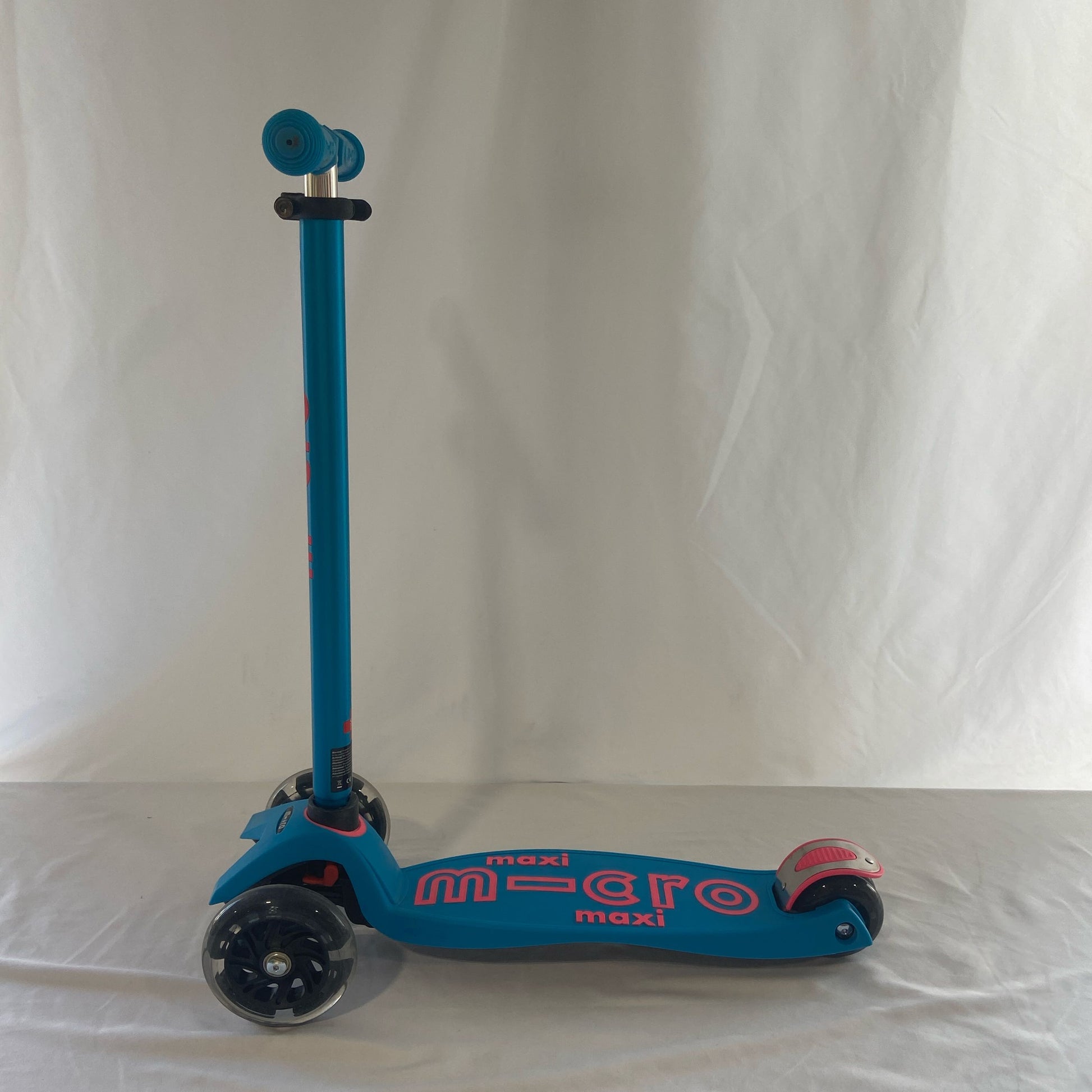 Front-LPNPMGX4352109