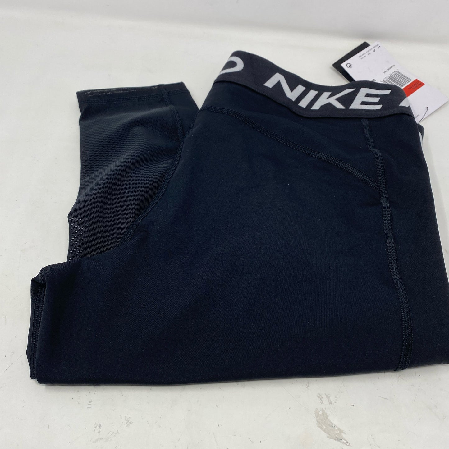 Back-UNT328521AV4